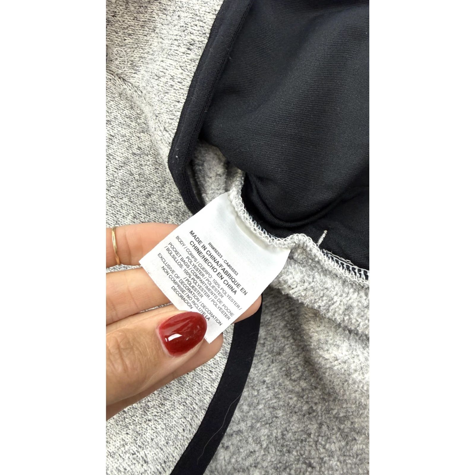 Nike Nike Jacket Womens XS Gray Full Zip Fleece Sweater Knit Chest Pocket Swoosh Logo Size XS / US 0-2 / IT 36-38 - 4 Thumbnail