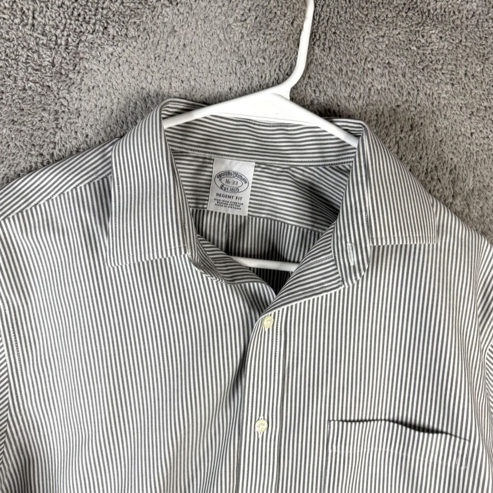 Brooks Brothers Brooks Brothers Shirt Mens 16 32/33 Gray Stripe Regent Non Iron Supima Cotton Dress Shirt Size US L / EU 52-54 / 3 - 6 Thumbnail