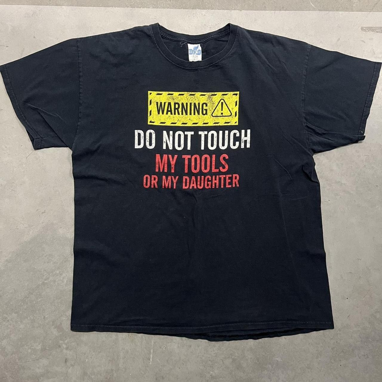 Vintage Crazy Vintage Y2K Funny Dad Joke Comedy Black Graphic Tee! Size US XL / EU 56 / 4 - 1 Thumbnail