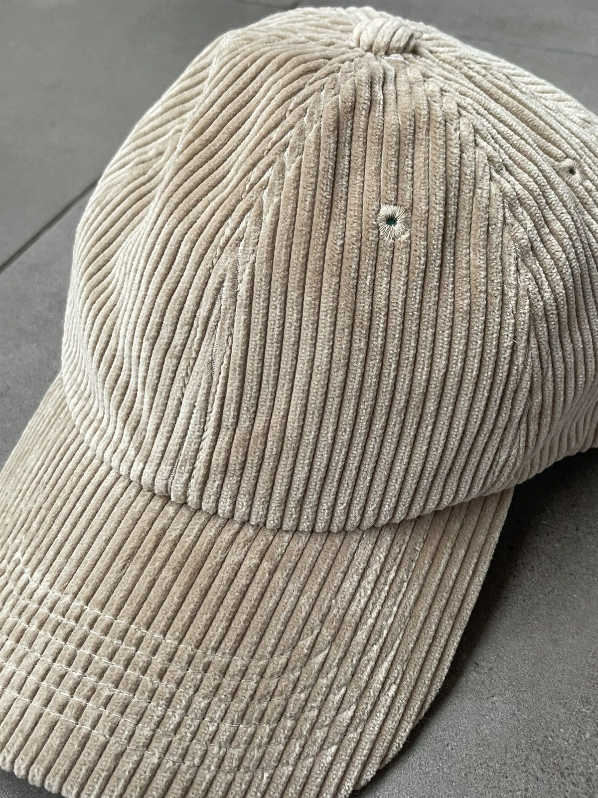 Etudes !DS! SS23 Etudes Booster Beige Corduroy Cap Size ONE SIZE - 5 Thumbnail