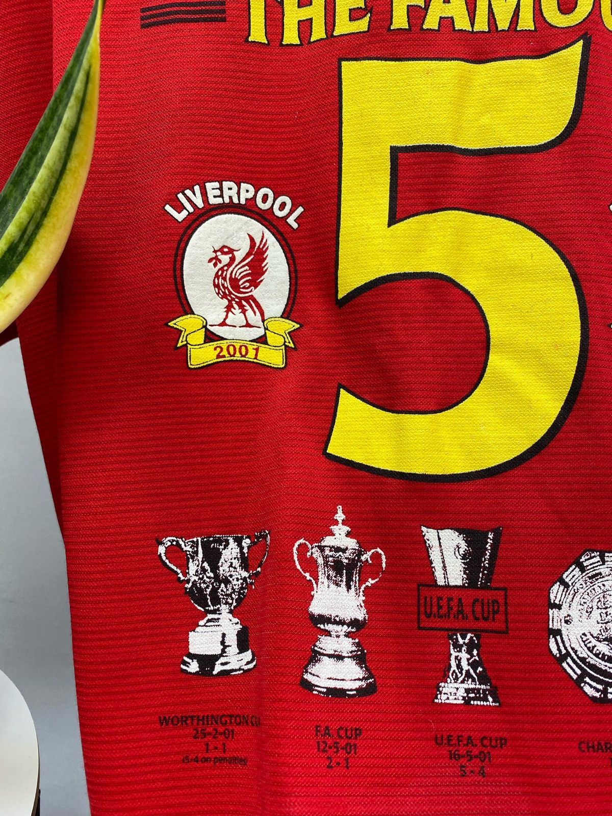Vintage Vintage Liverpool 2001 Famous 5 Cup Winner T-Shirt Jersey Size US XL / EU 56 / 4 - 13 Thumbnail