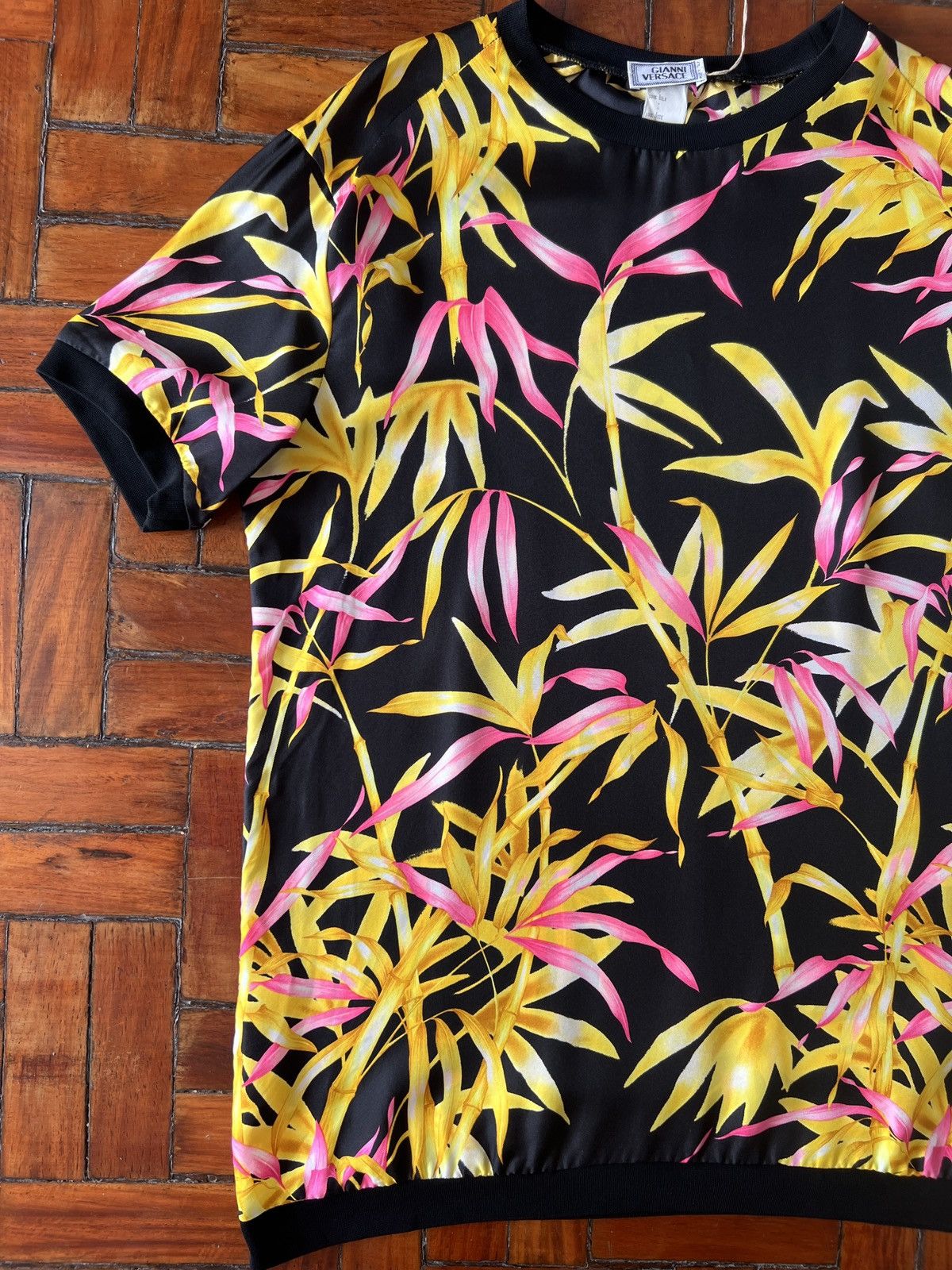 Versace Versace Spring 2000 bamboo silk Size US M / EU 48-50 / 2 - 7 Thumbnail