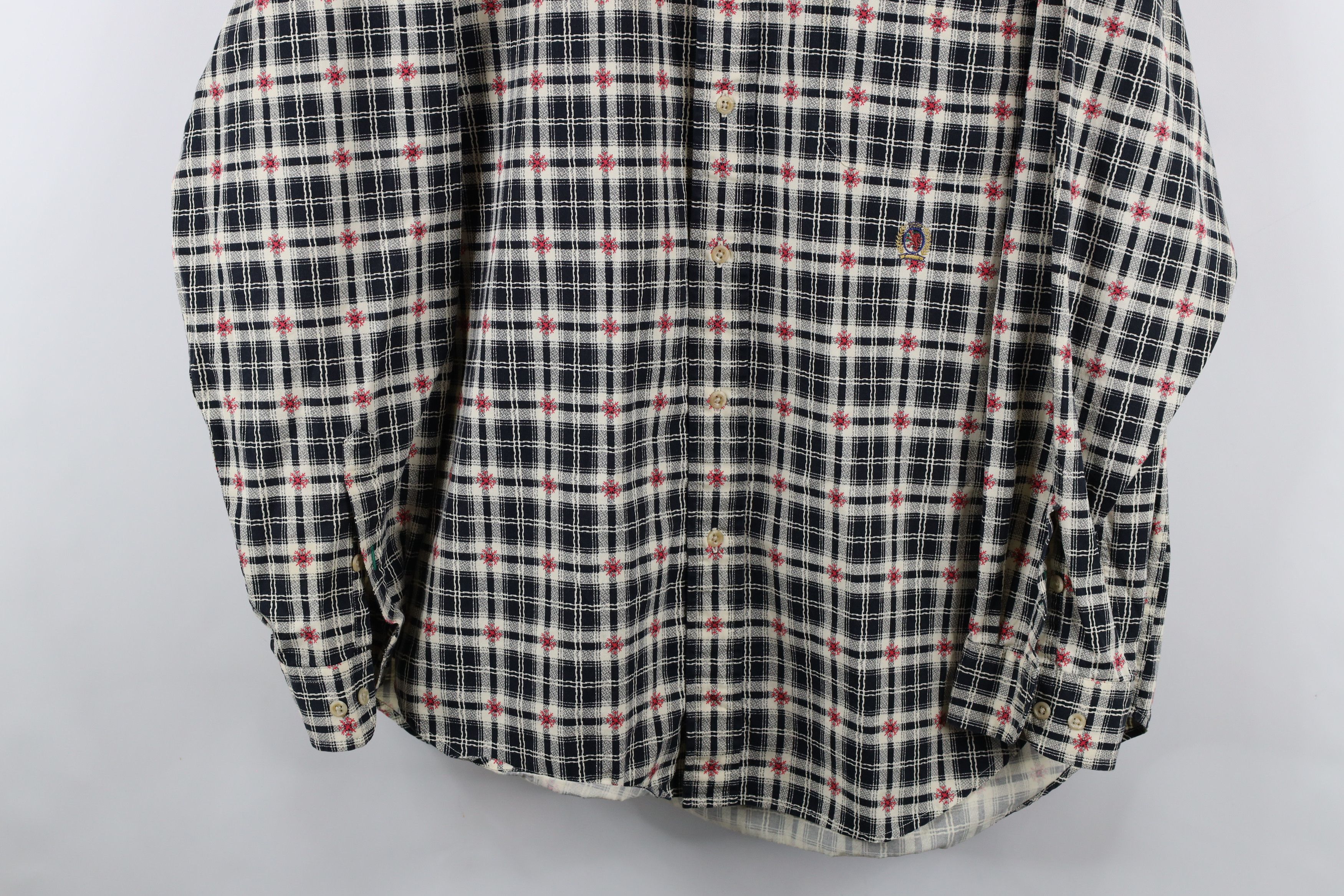 Tommy Hilfiger × Vintage Vintage 90s Tommy Hilfiger Snowflake Button Down Shirt Plaid Size US L / EU 52-54 / 3 - 3 Thumbnail