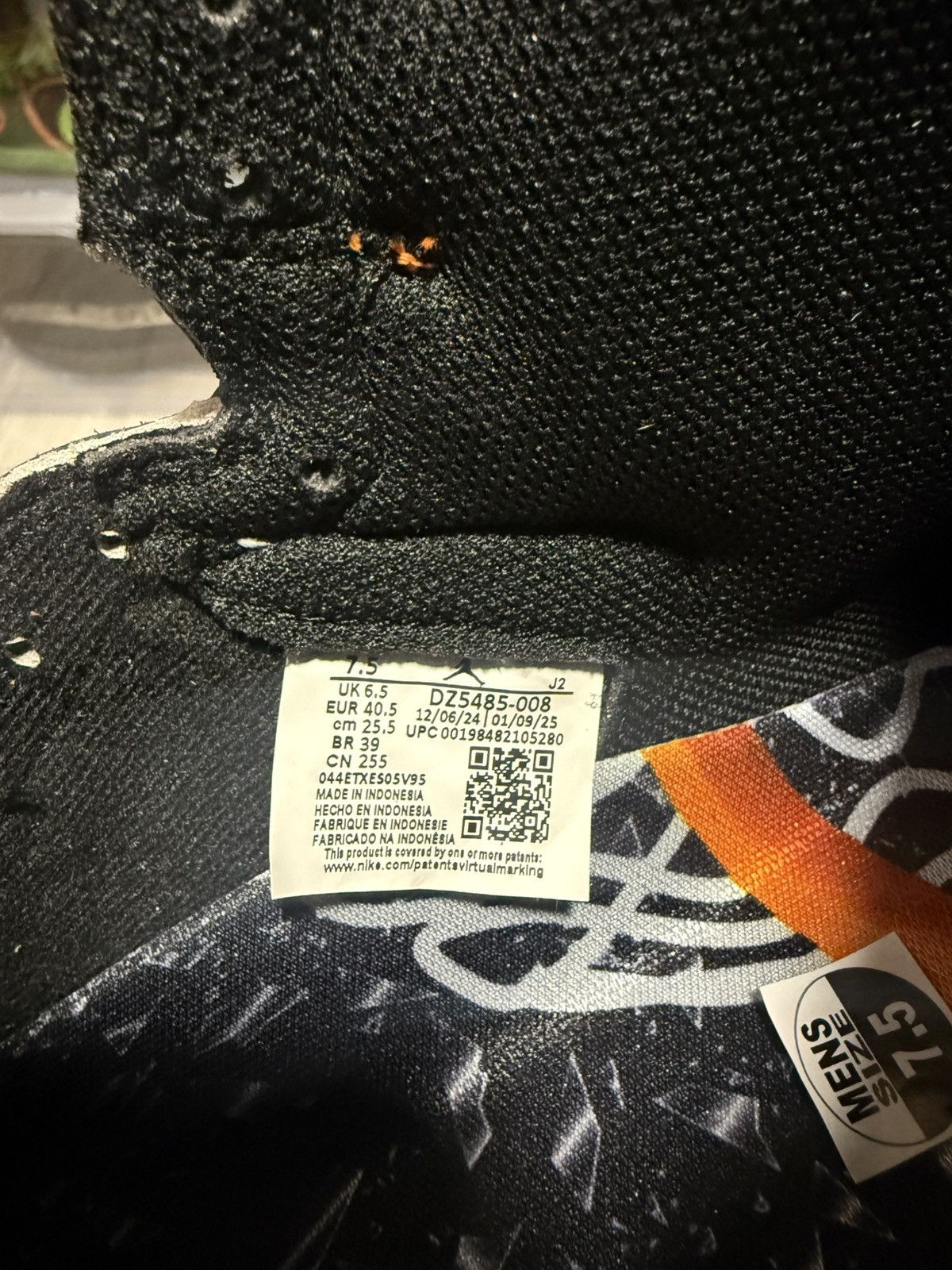 Jordan Brand Air Jordan 1 Retro High OG Shattered BackBoard Size US 7.5 / EU 40-41 - 7 Thumbnail