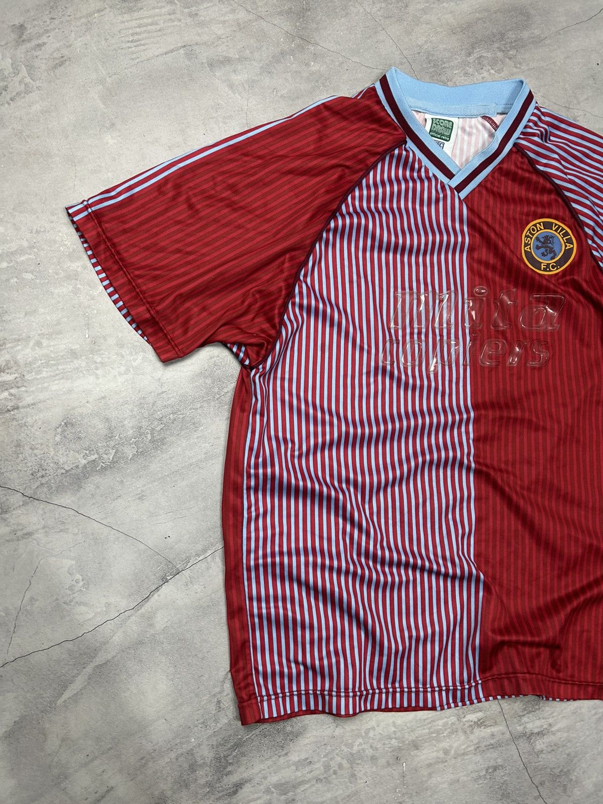 Vintage Rare Vintage Aston Villa soccer jersey Size US M / EU 48-50 / 2 - 2 Thumbnail