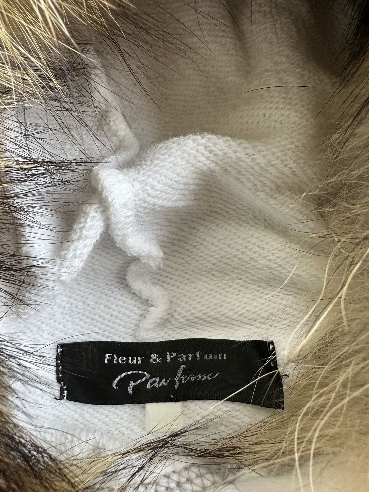 20471120 VINTAGE DISTRESSED FLEUR 2 BAR FUR HOODIE IFSIX LGB STYLE Size US M / EU 48-50 / 2 - 6 Thumbnail