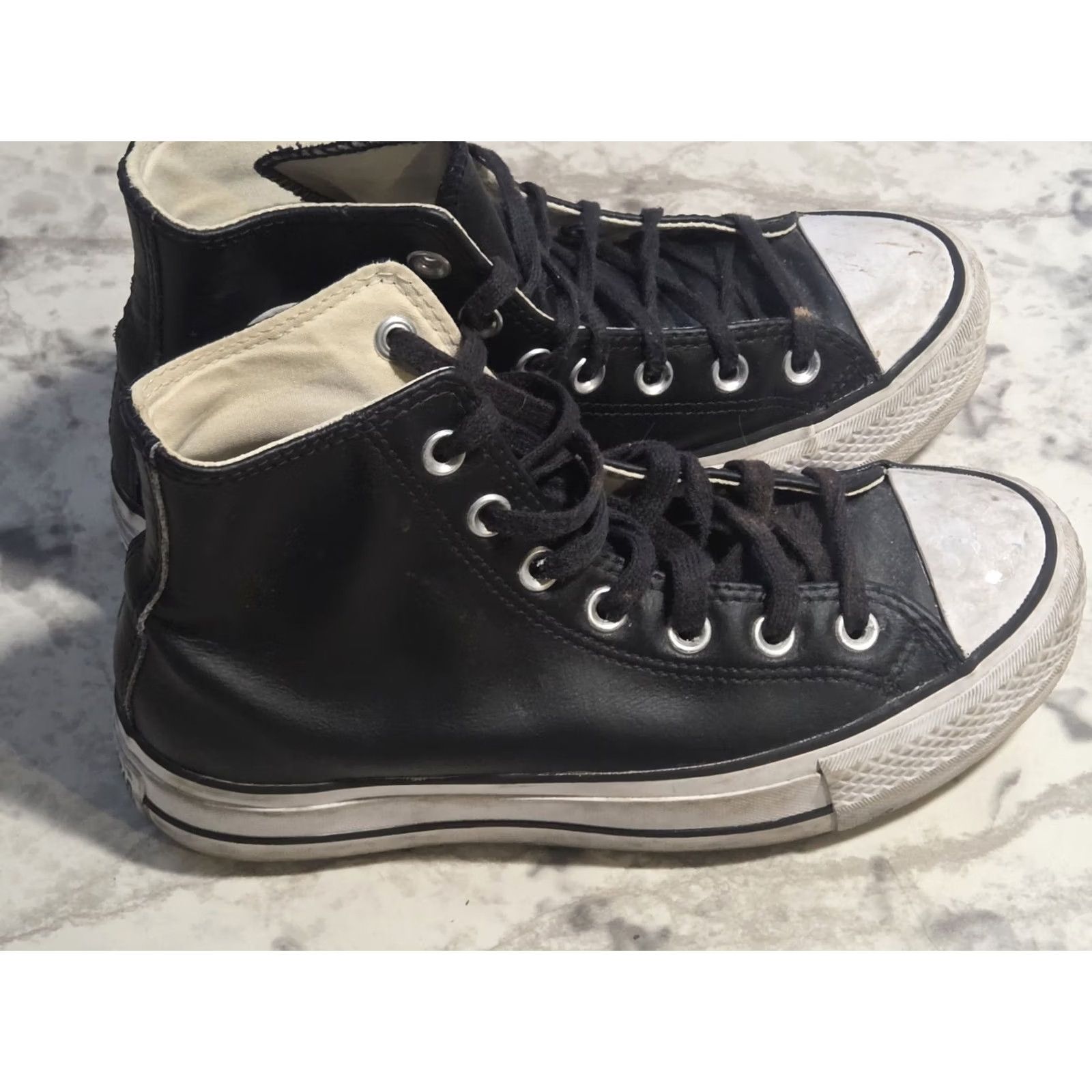 Converse Converse Chuck Taylor All Star Lift Platform Leather High Top Black WM Size 6.5 Size M / US 6-8 / IT 42-44 - 2 Thumbnail