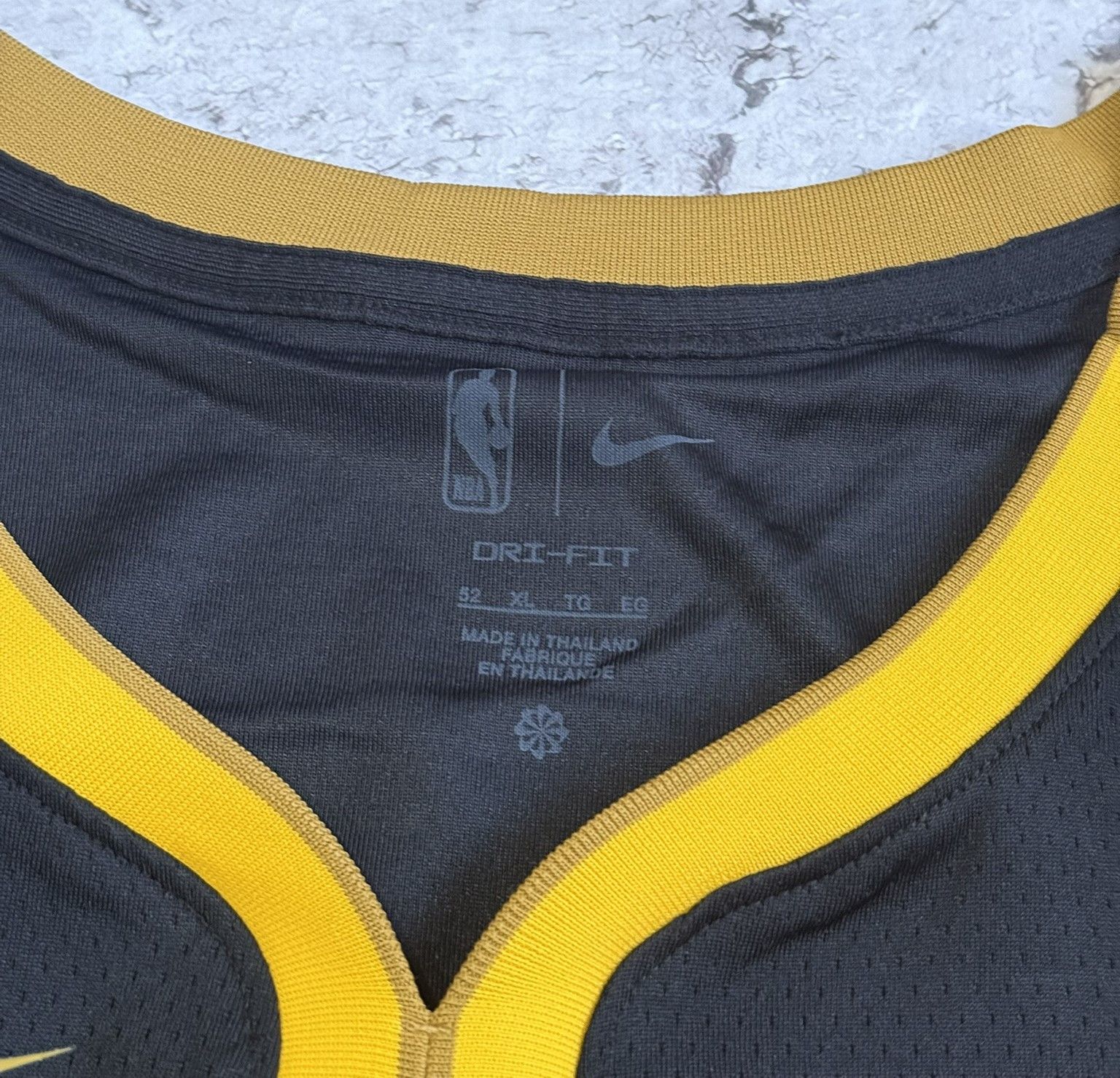Nike Golden State Warriors Curry Nike City Edition Jersey size XL Size US XL / EU 56 / 4 - 3 Thumbnail