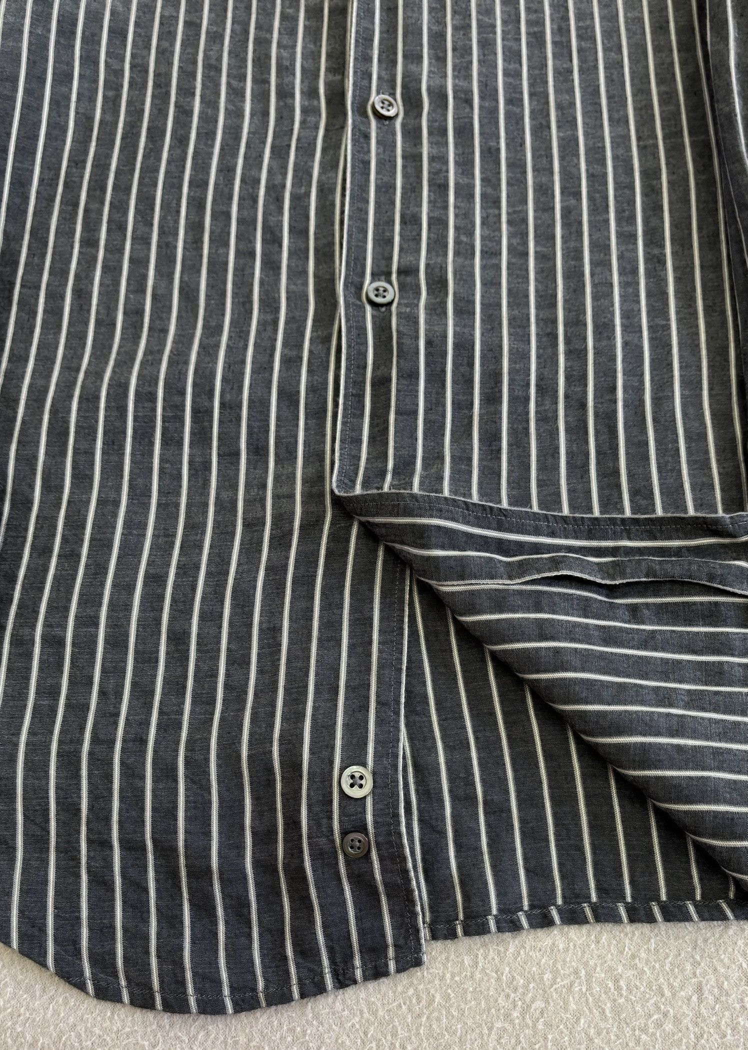 Armani Collezioni Armani Collezioni Black shirt Viscose, Silk Medium Size US M / EU 48-50 / 2 - 8 Thumbnail