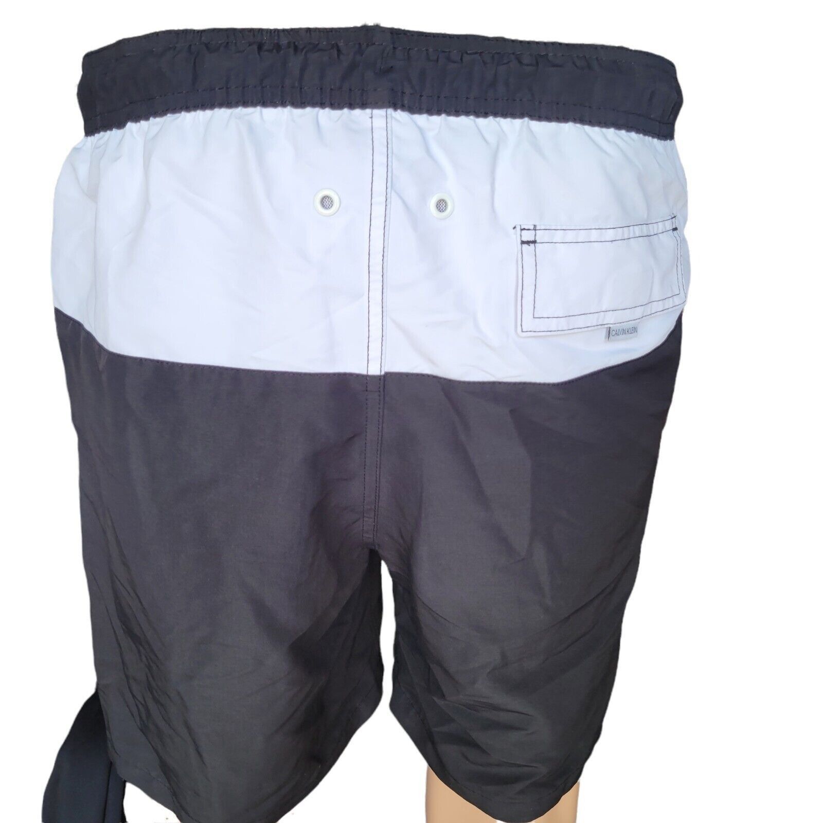 Calvin Klein Men's Calvin Klein Swimwear. Size Medium. Size US 32 / EU 48 - 4 Thumbnail