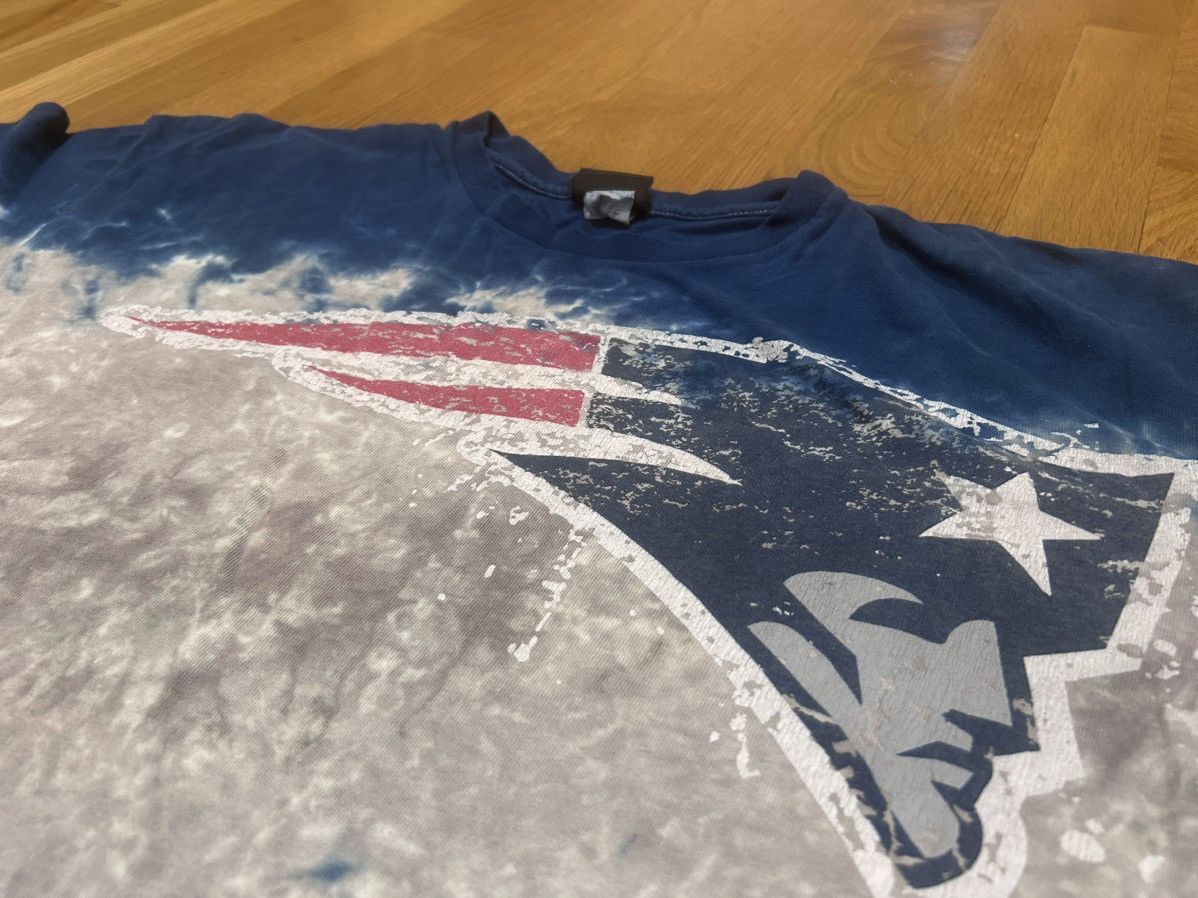NFL New England Patriots y2k tie dye NFL shirt L/XL Size US L / EU 52-54 / 3 - 3 Thumbnail