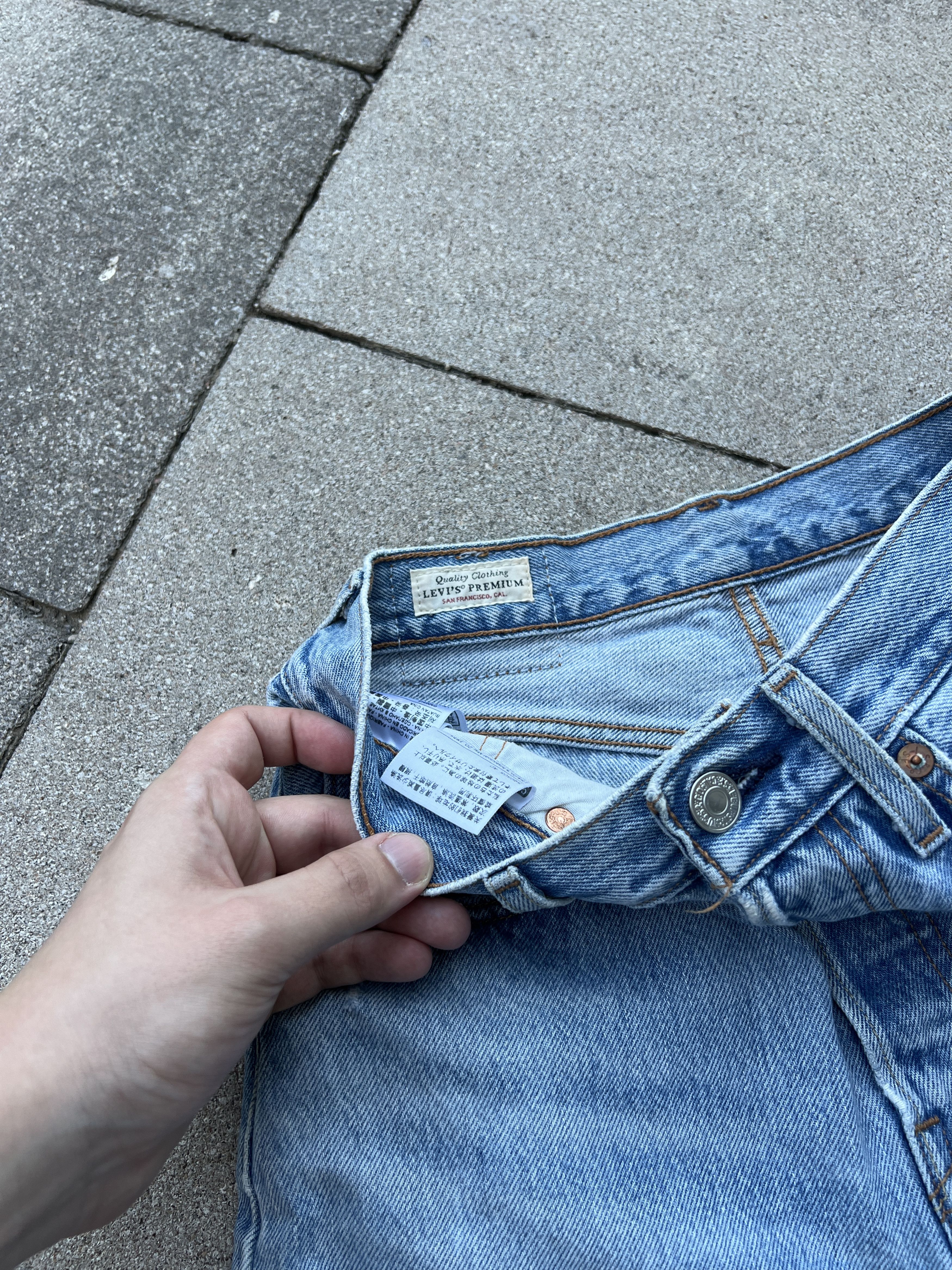 Levi's Levis Premium Big E Custom Cut Distressed Shorts Size 24" / US 00 / IT 34 - 13 Thumbnail