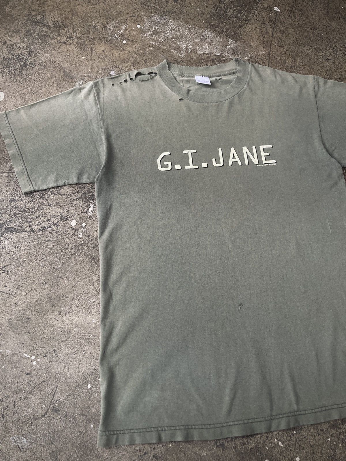 Vintage Vintage ‘97 G.I Jane Movie Promo Tee Size US L / EU 52-54 / 3 - 2 Thumbnail