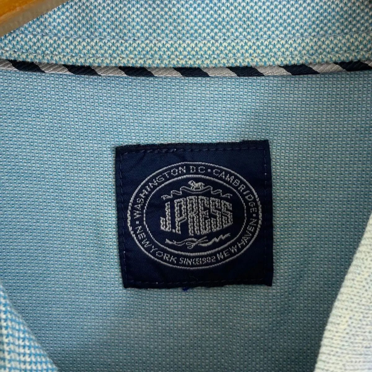 J. Press Vintage J. PRESS CAMBRIDGE Embossed Pocket Polo Tee Size US M / EU 48-50 / 2 - 6 Thumbnail