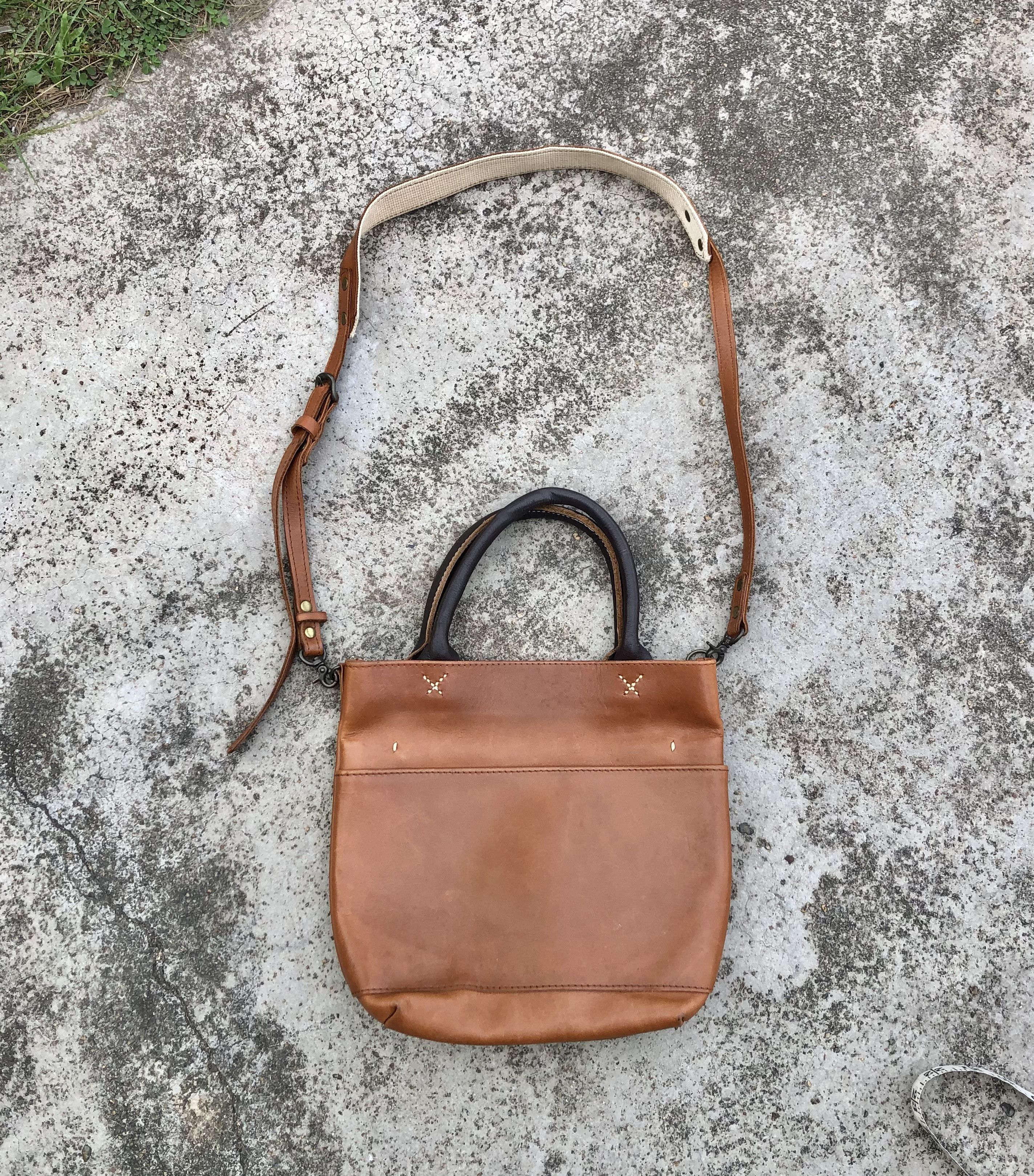 Genuine Leather HANDMADE LEATHER SLING TOTEBAG Size ONE SIZE - 2 Thumbnail