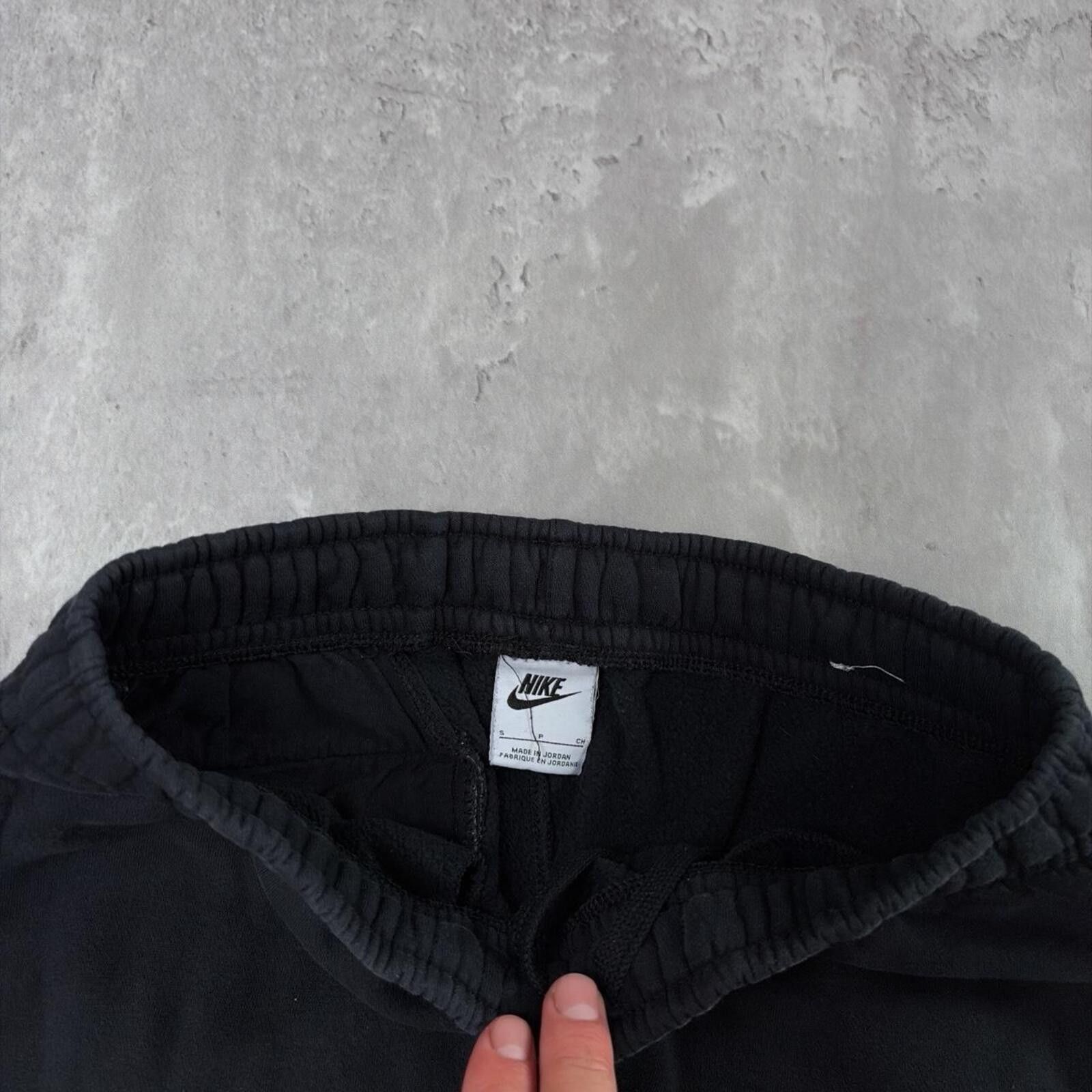 Nike Y2K Black Nike Swoosh Grunge Loose Skater Sweatpants Size US 30 / EU 46 - 5 Thumbnail