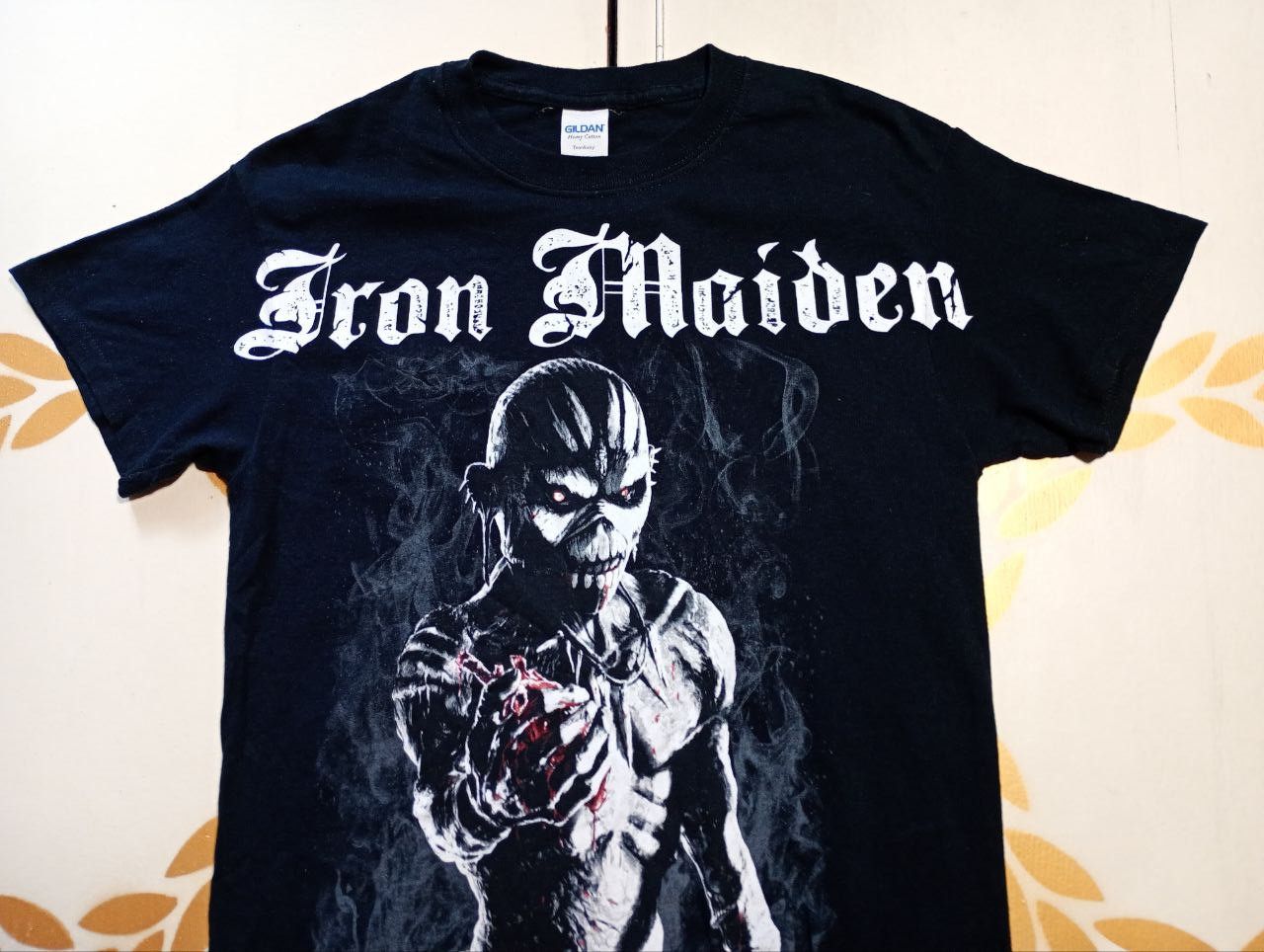 Band Tees × Gildan × Iron Maiden Gildan Iron Maiden The Book Of Souls T-Shirt 2017 Size US S / EU 44-46 / 1 - 3 Thumbnail