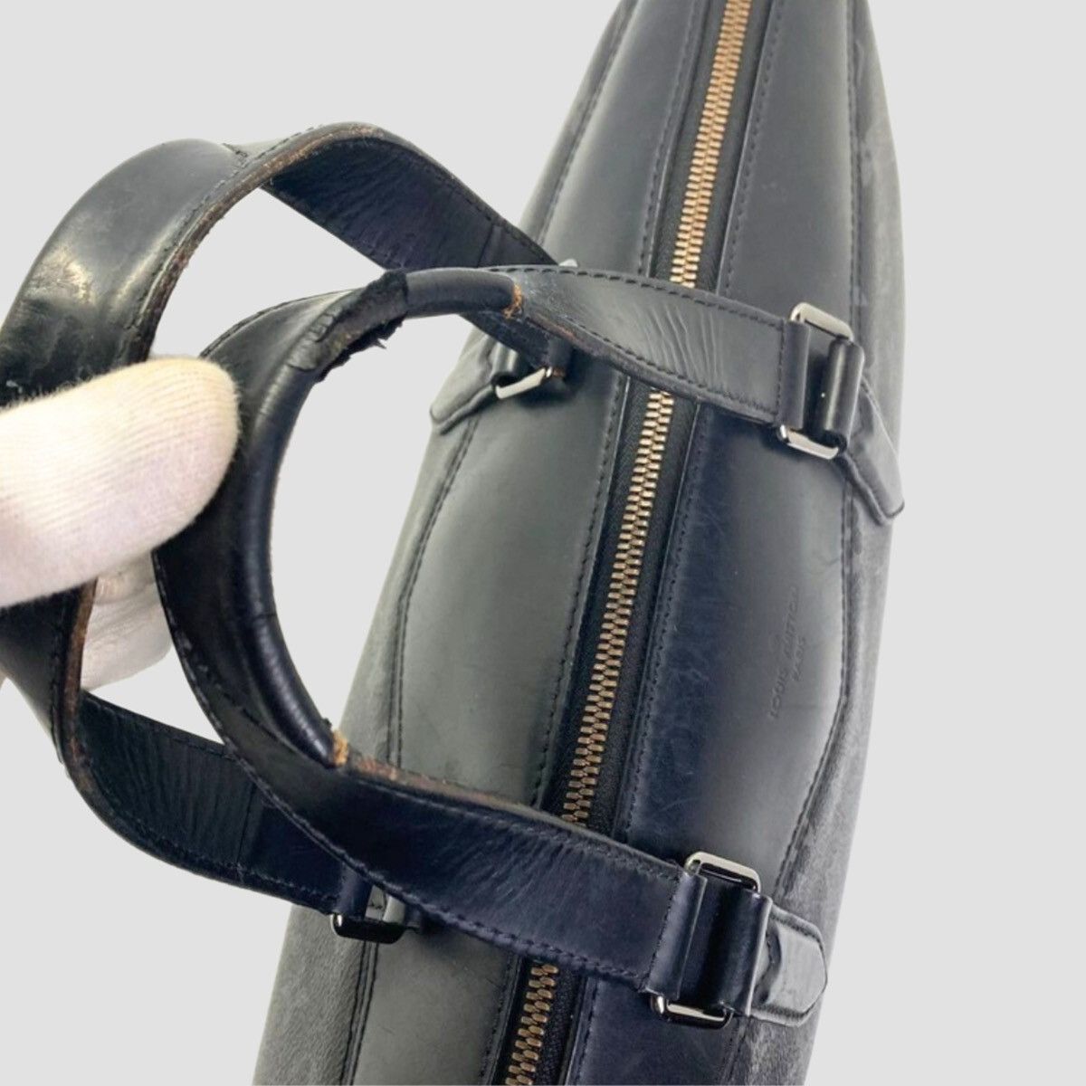 Louis Vuitton Louis Vuitton Explorer Eclipse Bag Size ONE SIZE - 11 Thumbnail