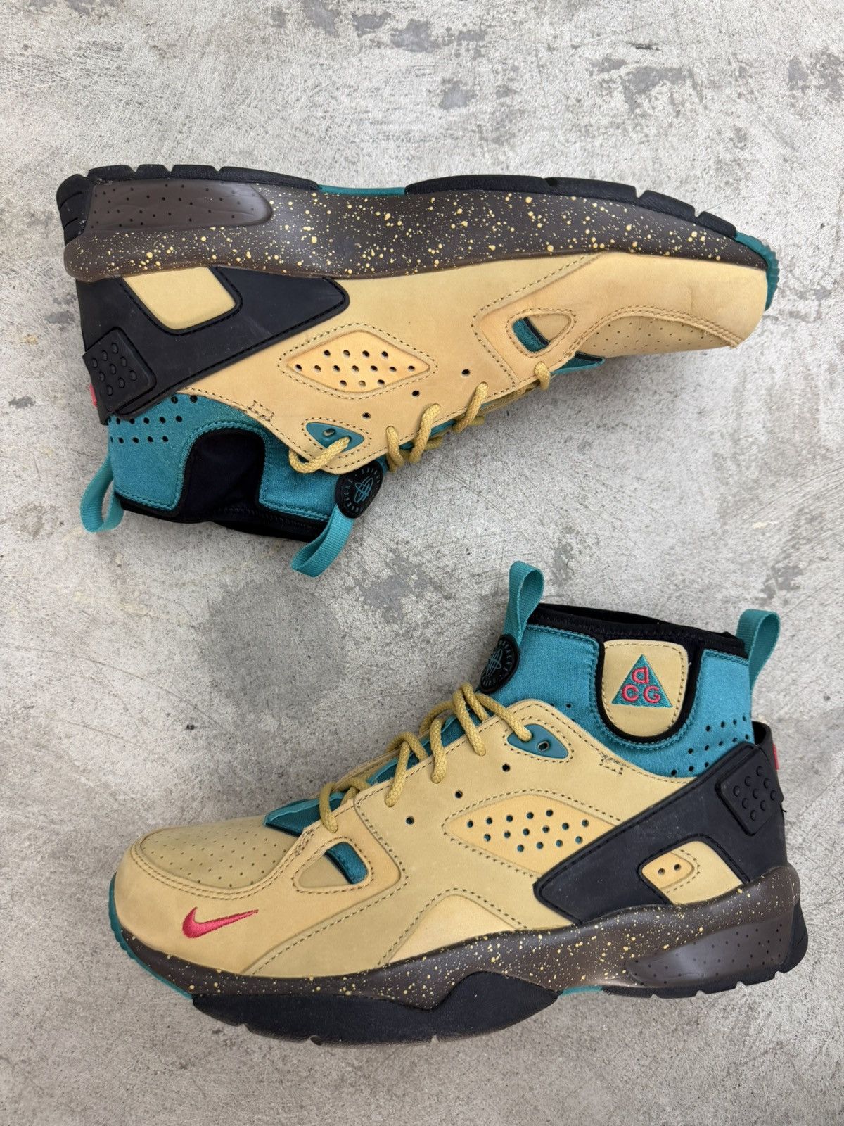 Nike ACG Nike ACG Air Mowabb OG Twine 2021 Size US 11 / EU 44 - 1 Thumbnail