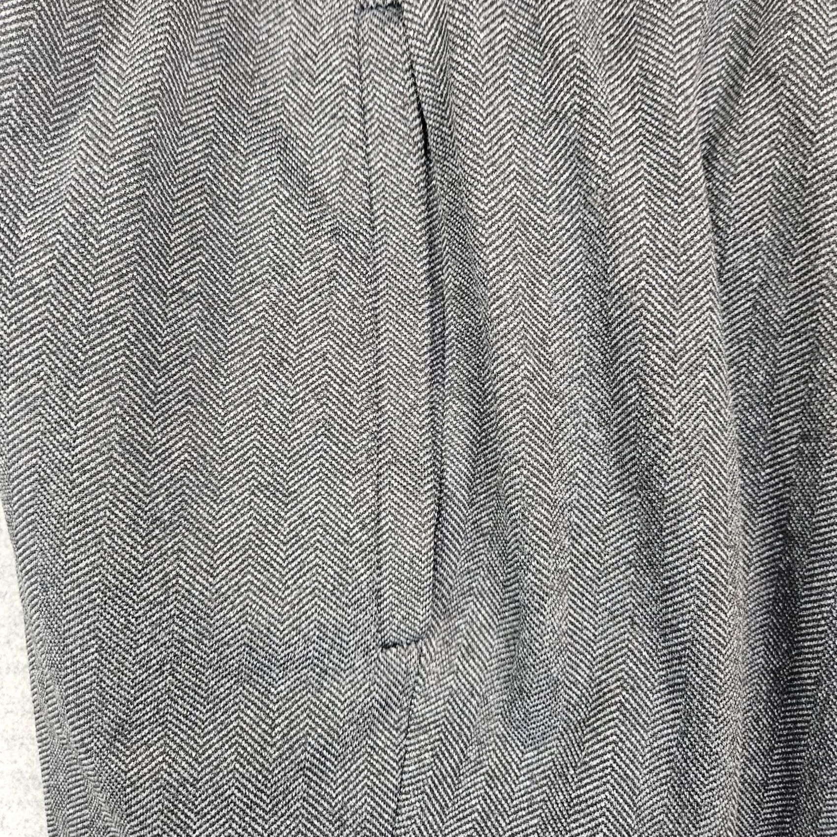 Eileen Fisher Eileen Fisher Gray Herringbone Pants Women’s S/P Pull-On Drawstring Casual Regular Size S Size 28" / US 6 / IT 42 - 6 Thumbnail
