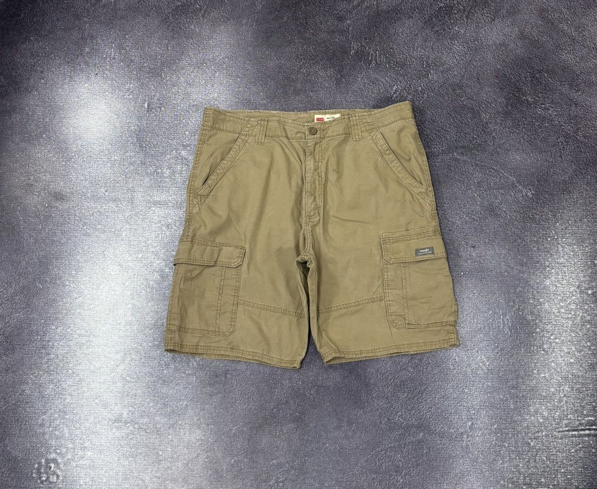 Wrangler Vintage Wrangler Men’s Utility Military Style Cargo Shorts Size US 36 / EU 52 - 1 Thumbnail