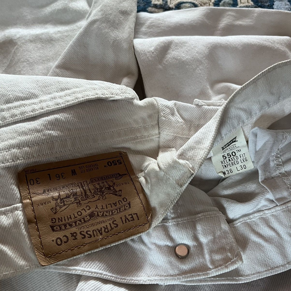 Levi's Vintage Clothing VINTAGE WHITE DENIM JEANS “ORANGE TAB LEVIS” Size US 35 - 3 Thumbnail