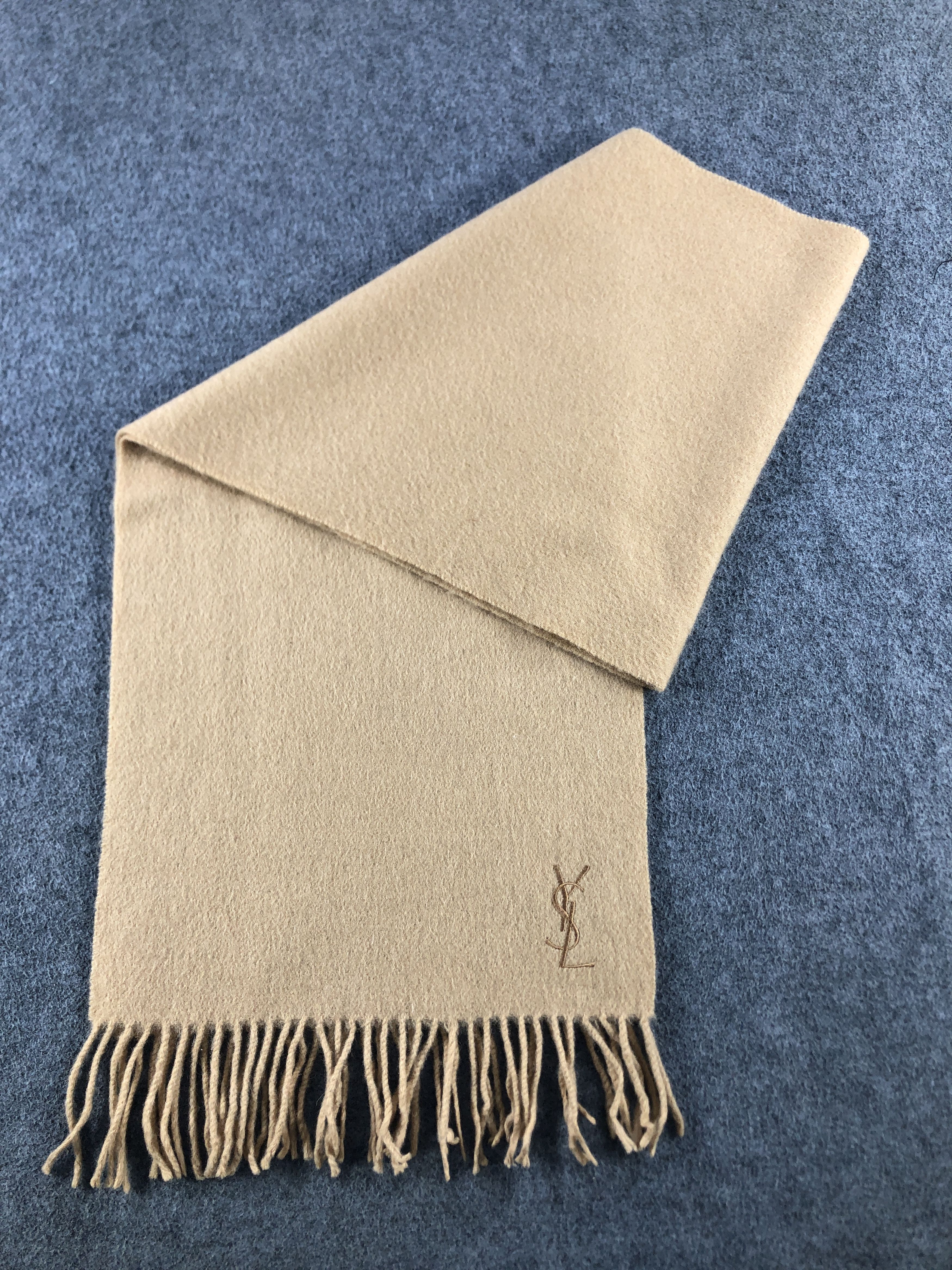 Yves Saint Laurent Yves Saint Laurent Scarf / Muffler / Neckwear P926 Size ONE SIZE - 7 Thumbnail
