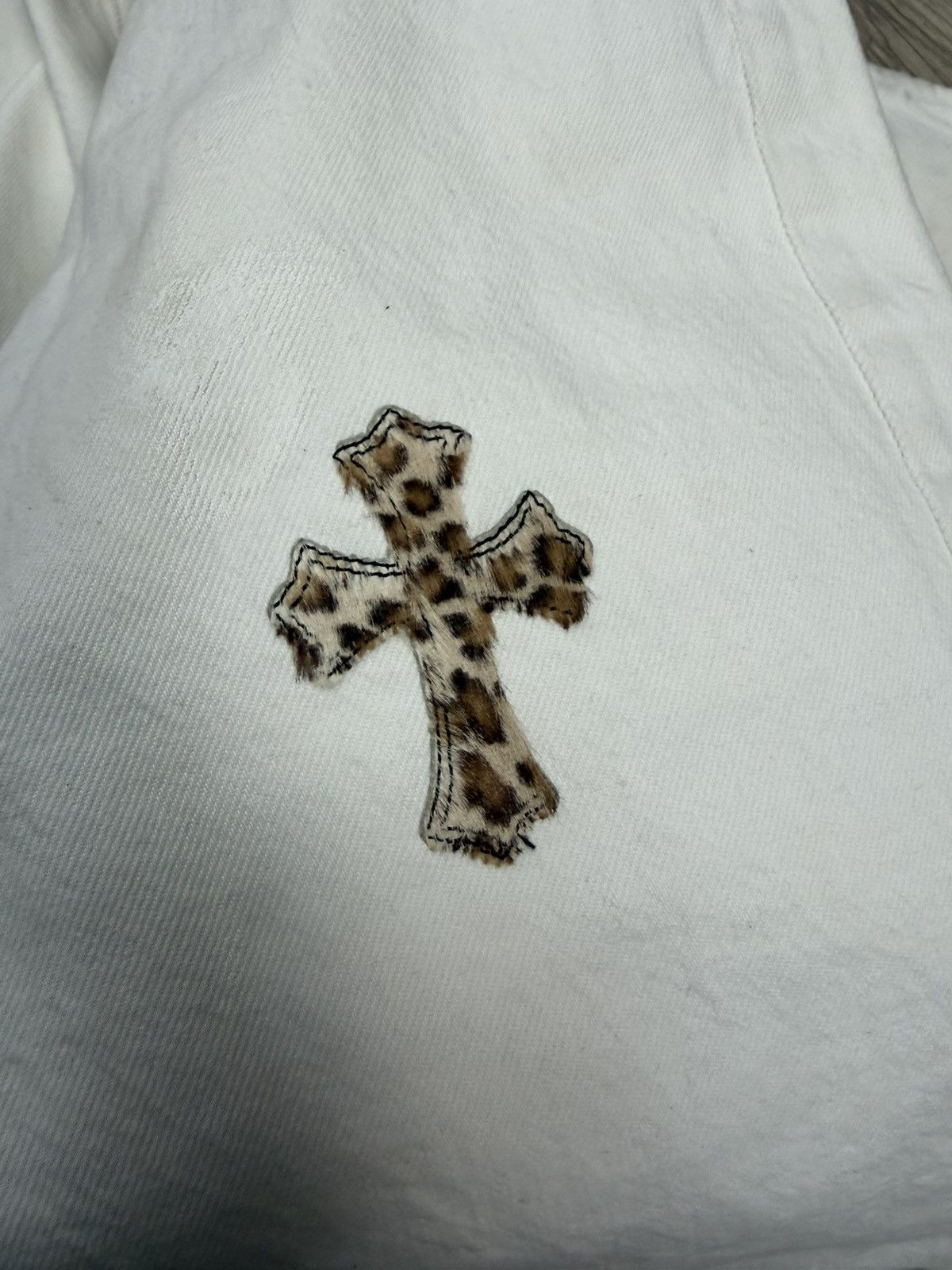 Chrome Hearts Chrome Hearts White Cheetah Patch Jeans Size US 33 - 4 Thumbnail