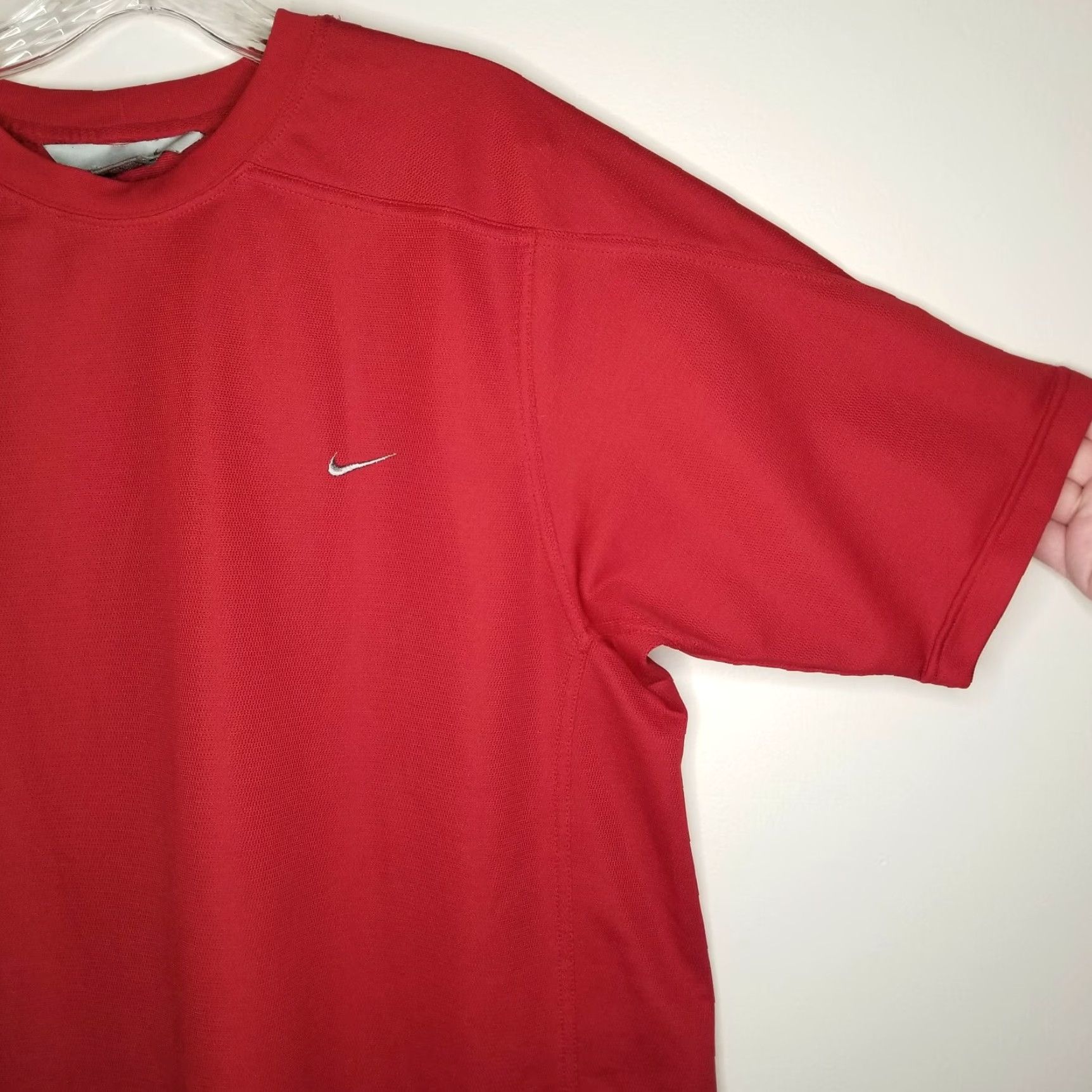 Nike Nike Shirt Men L Red Activewear Crew Neck Short Sleeve Size L Size US L / EU 52-54 / 3 - 2 Thumbnail