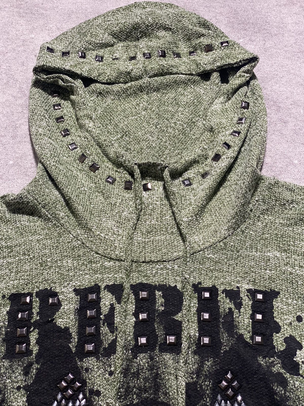Japanese Brand 2000's Vocal Rebel Studed Knit Hoodie Size US M / EU 48-50 / 2 - 4 Thumbnail