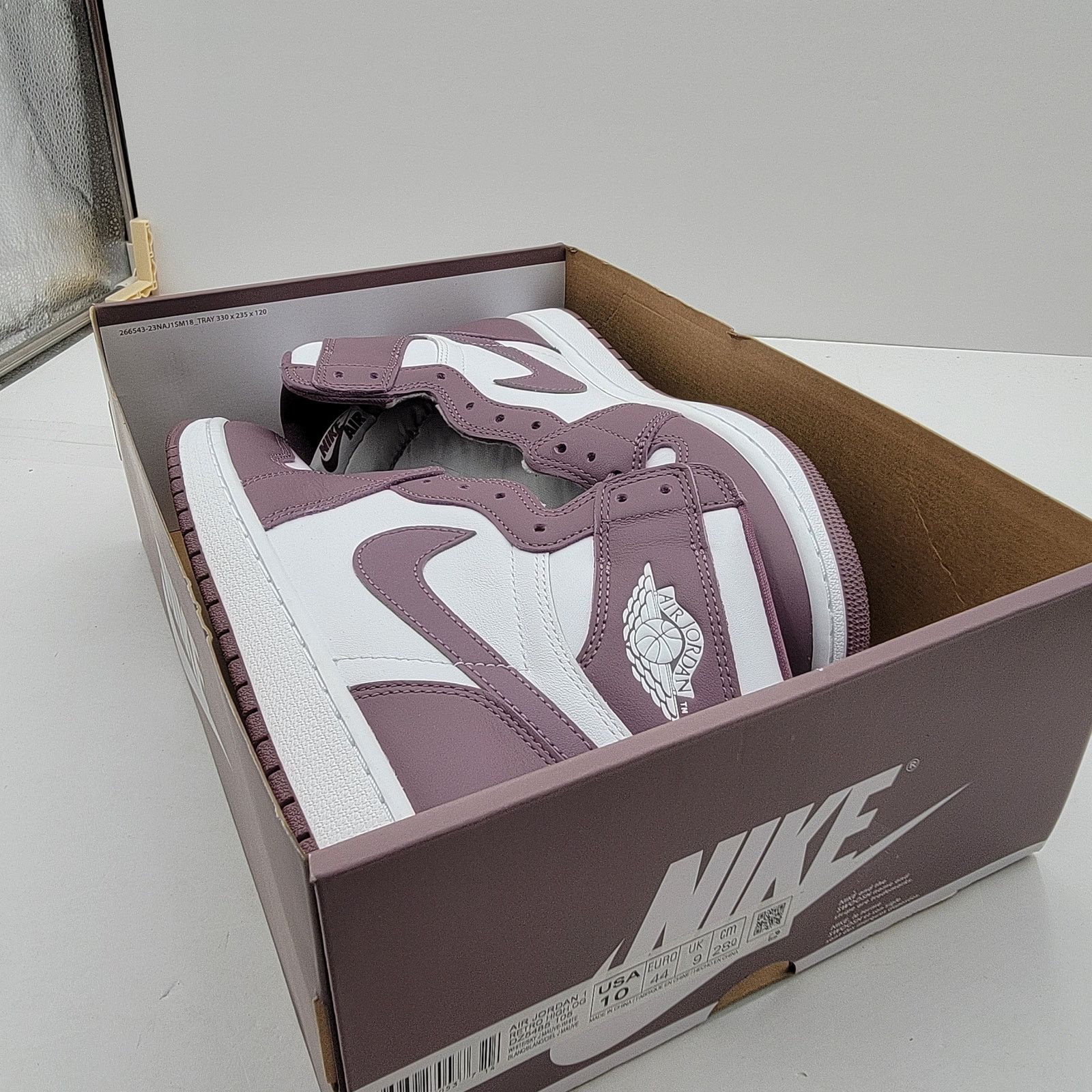 Nike Nike Air Jordan 1 Retro High OG Mauve - Men's Size 10 Size US 10 / EU 43 - 7 Thumbnail
