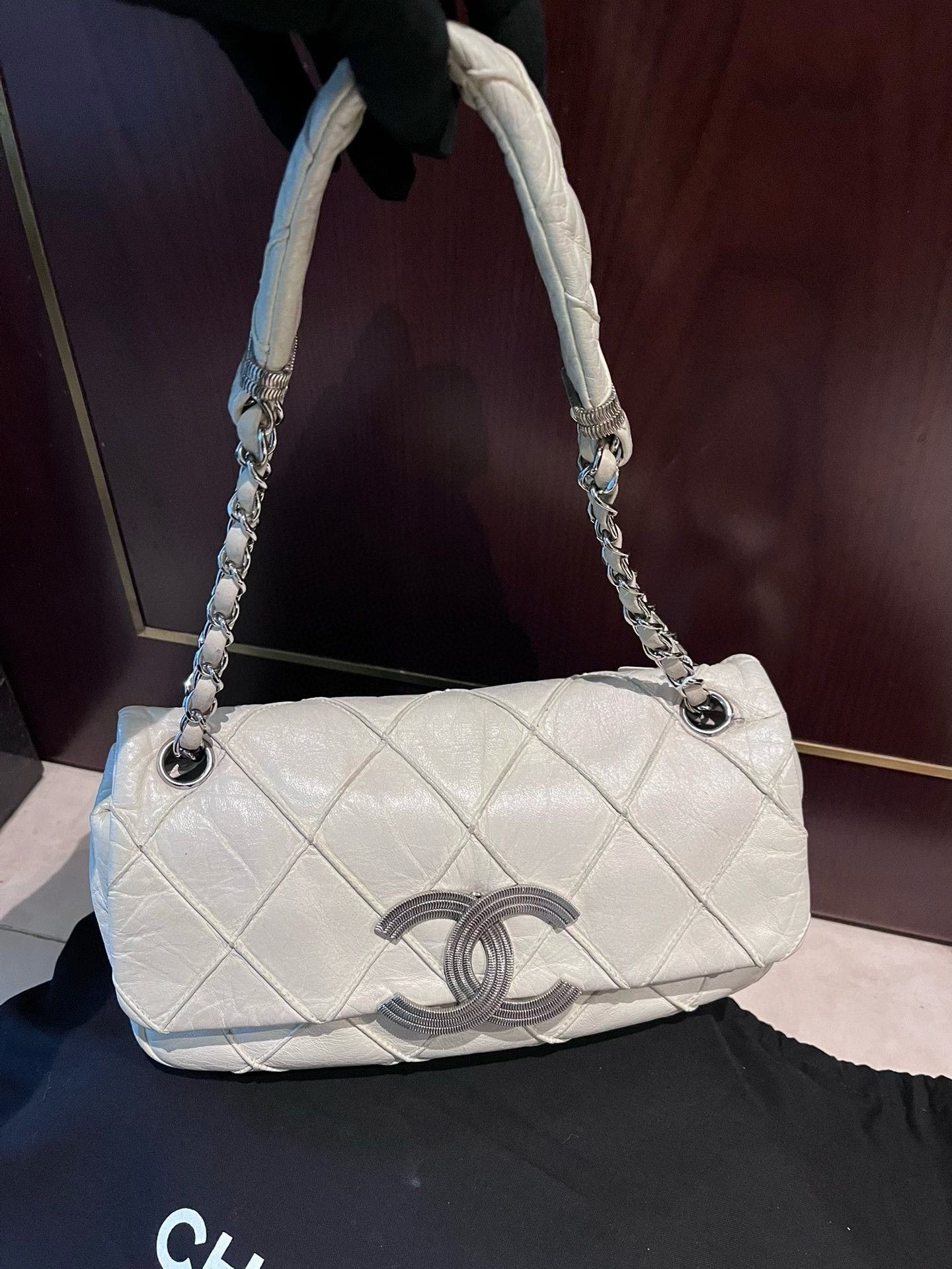 Chanel Pre-loved Bag Very good condition Size ONE SIZE - 1 Thumbnail