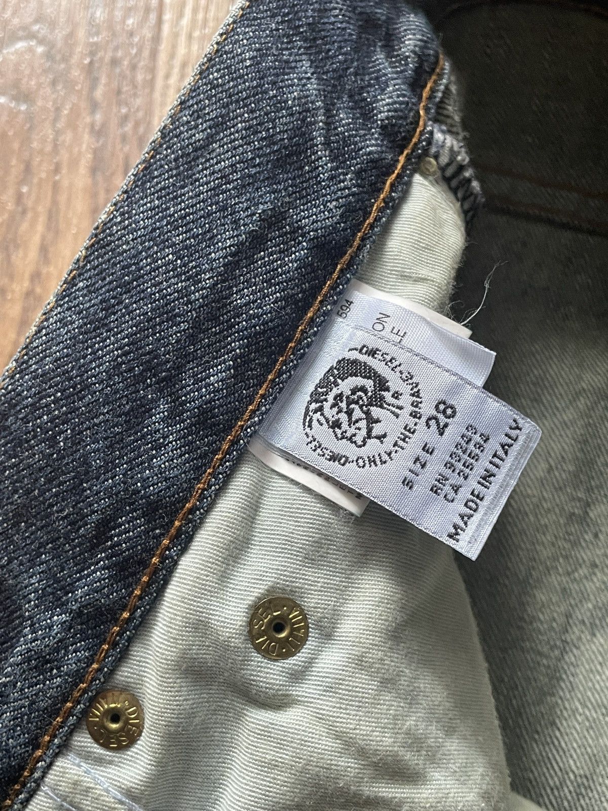 Diesel Archive Diesel Jeans Flared Washed Y2K Vintage 90s Hype rare Size 28" / US 6 / IT 42 - 4 Thumbnail