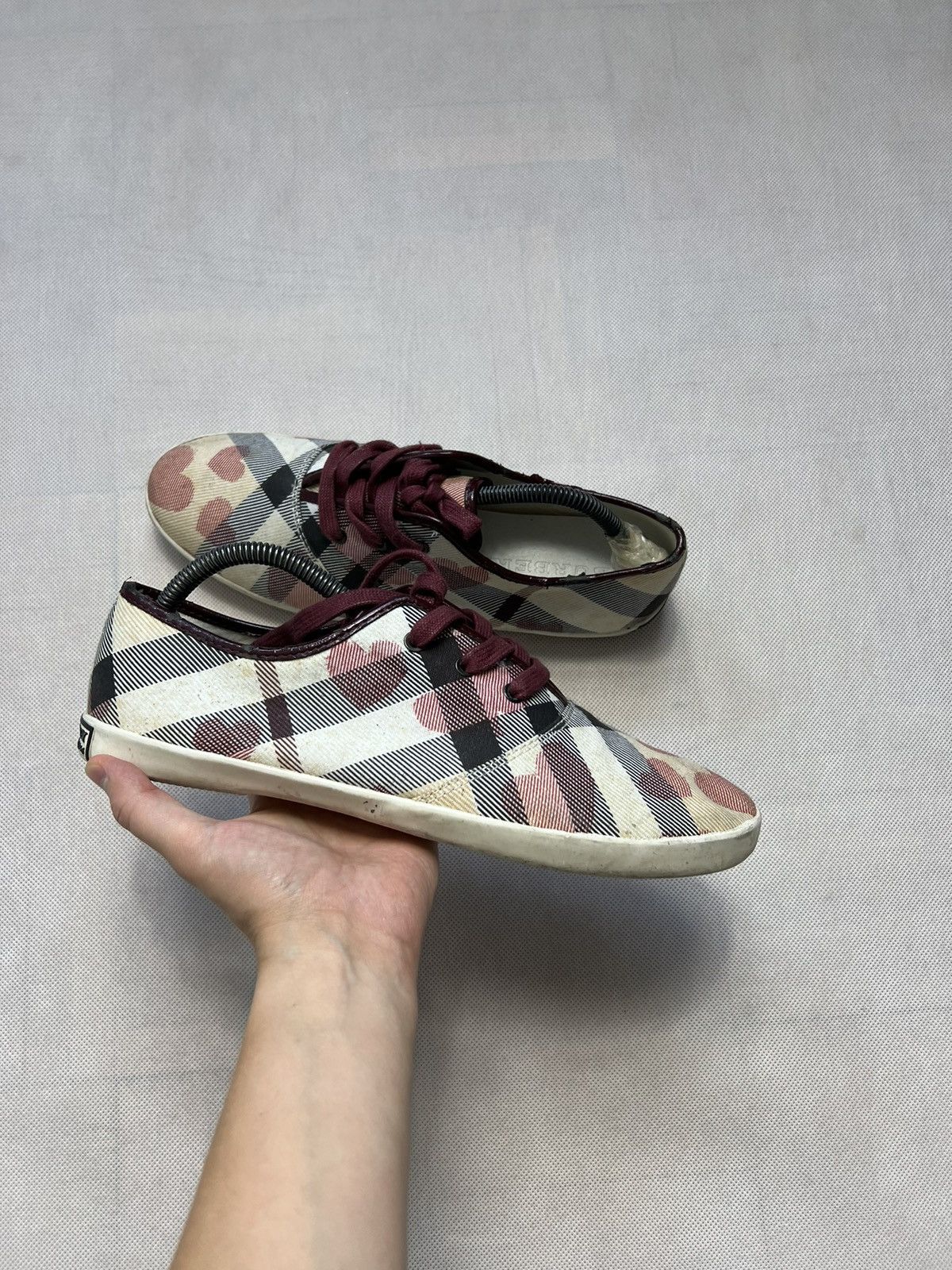 Burberry Shoes Burberry heart patterns Size US 8.5 / IT 38.5 - 2 Thumbnail