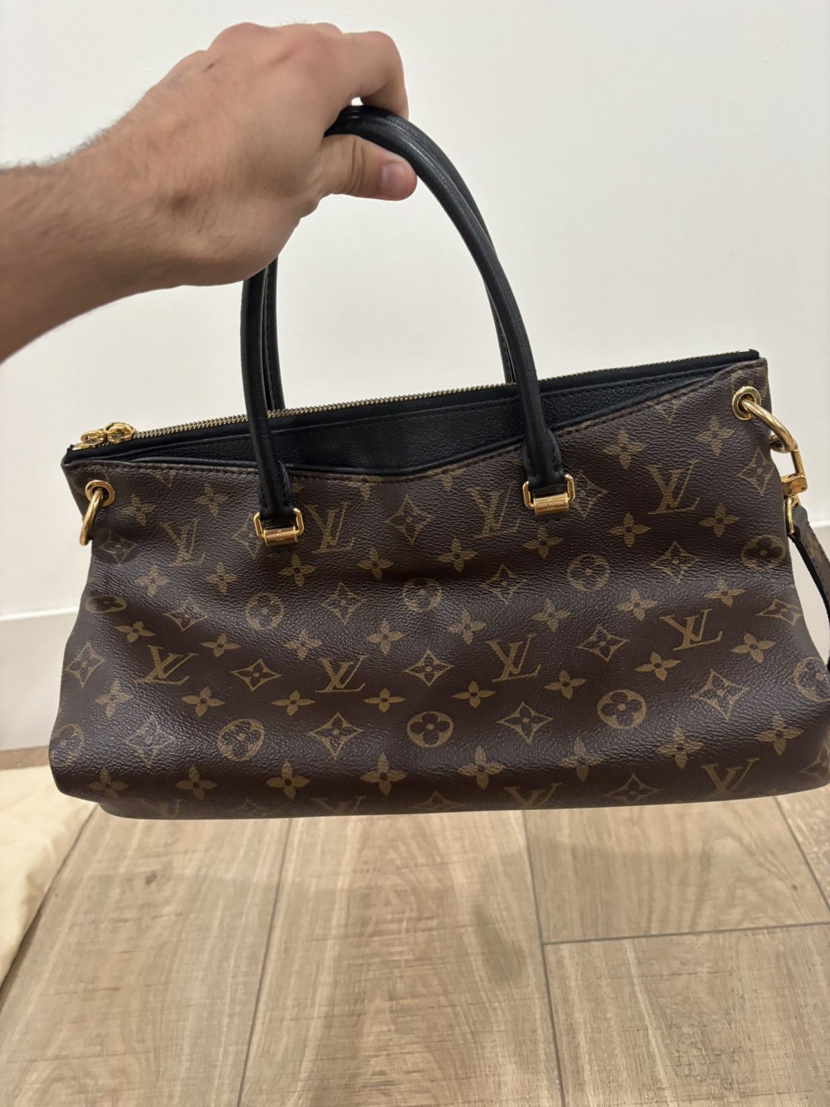 Louis Vuitton Louis Vuitton Monogram Handbag Size ONE SIZE - 1 Thumbnail