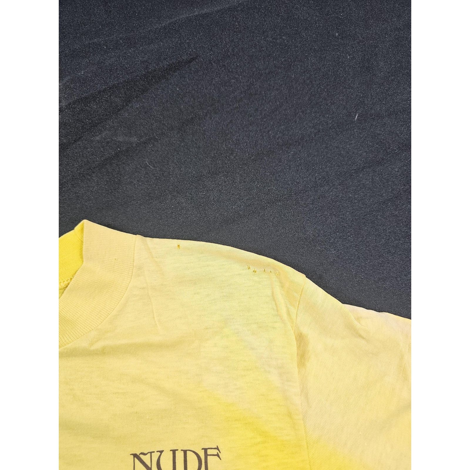 Anvil Nude Beer Surfing Graphic Pocket T-Shirt Sz S 1980s Size US S / EU 44-46 / 1 - 8 Thumbnail