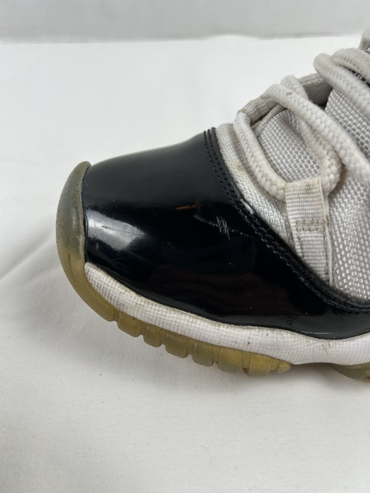 Jordan Brand Jordan 11 Retro Concord 2018 GS 378038-100 5Y/6.5W No Box Size US 5 / EU 37 - 8 Thumbnail