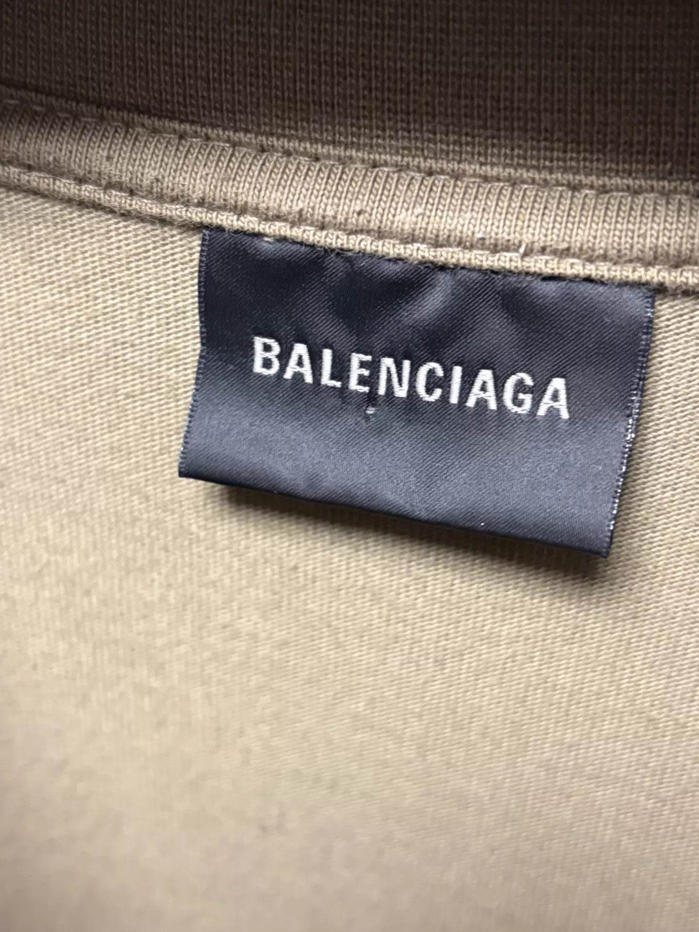 Balenciaga Balenciaga Short Sleeve T-Shirt S Olive Green Size S / US 4 / IT 40 - 3 Thumbnail