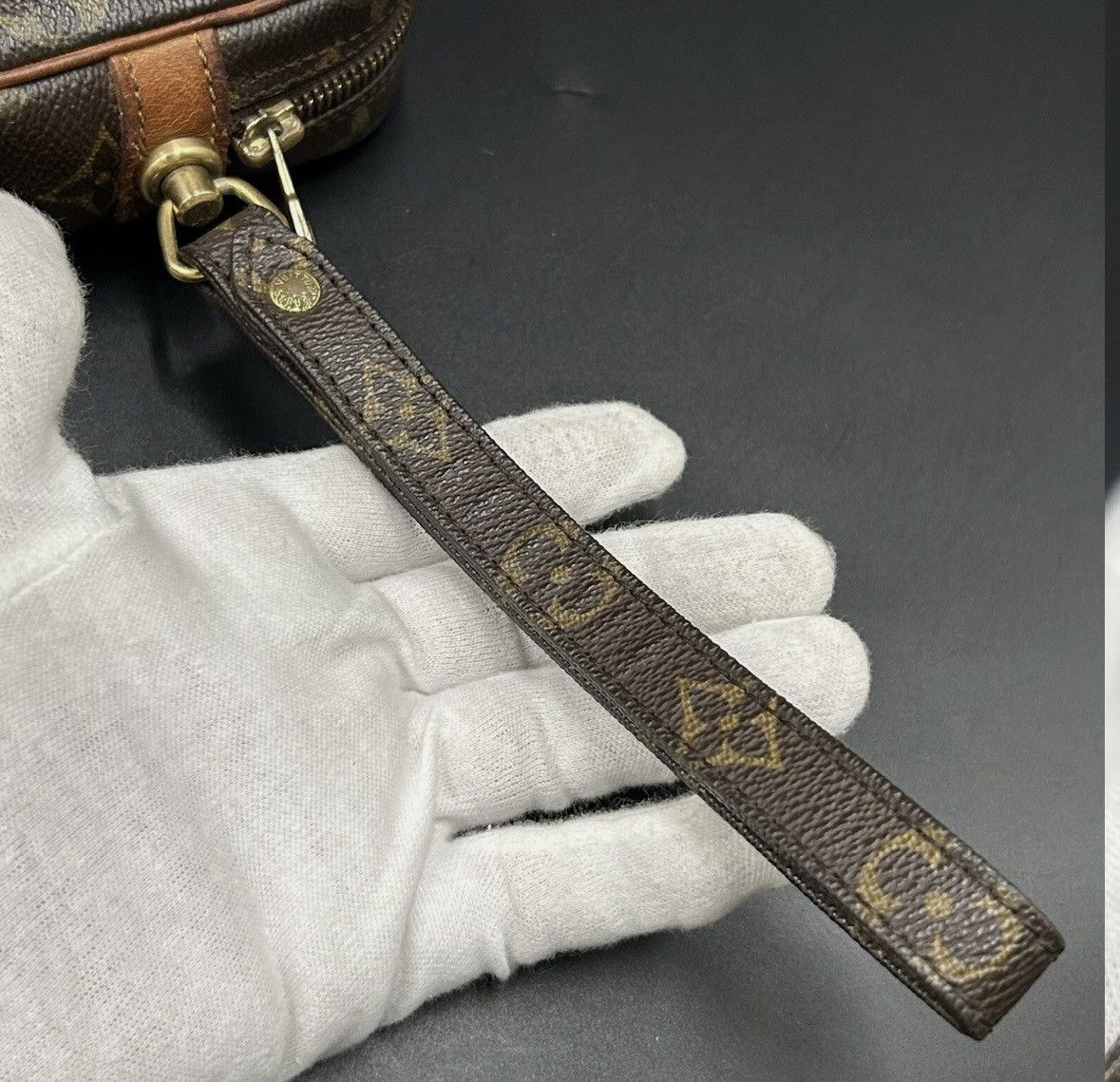 Louis Vuitton Preloved Louis Vuitton monogram Marly Dragonne Clutch Bag Size ONE SIZE - 11 Thumbnail
