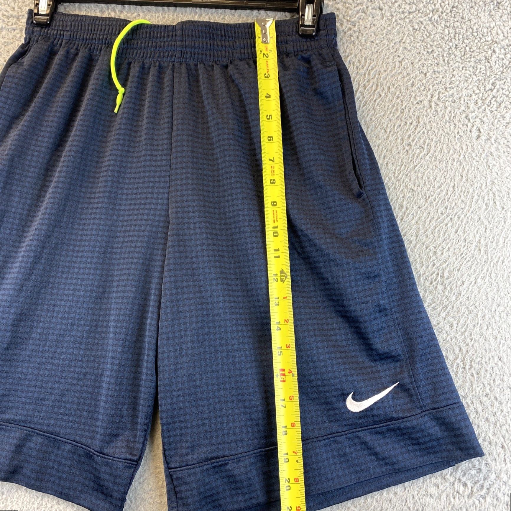 Nike Nike Dri Fit Basketball Shorts Men's M Navy Blue 73-53 / Valve? Size US 31 - 5 Thumbnail