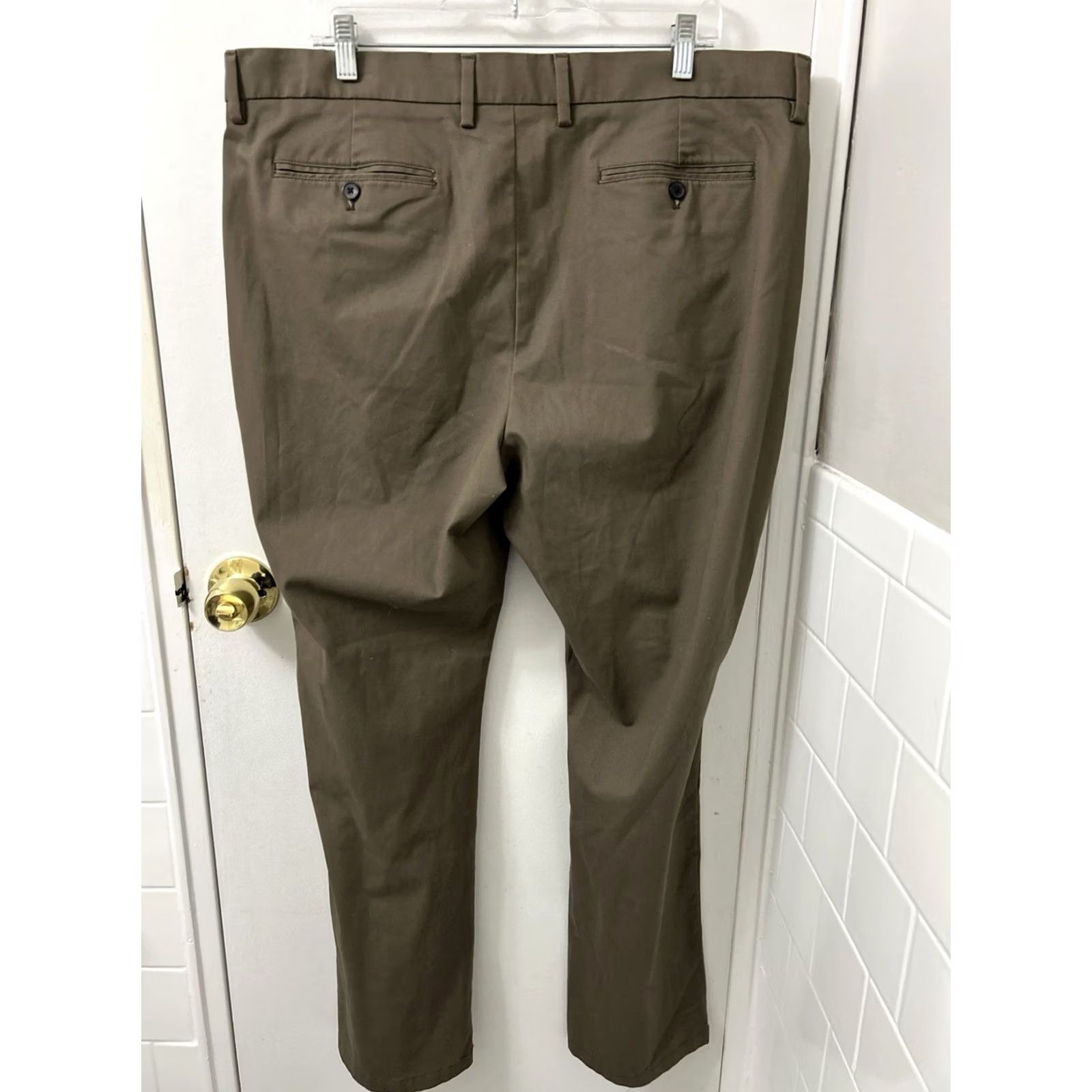 Old Navy Old Navy Pants Mens 40x32 Brown Ultimate Straight Built In Flex Chino Trousers Size US 40 / EU 56 - 6 Thumbnail