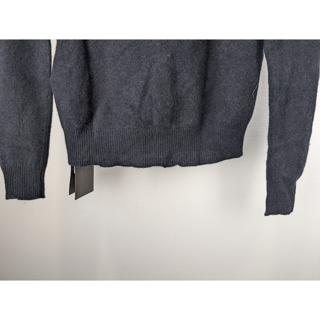 Bottega Veneta o1rshd1 Core Cashmere Pullover in Dark Navy Size US S / EU 44-46 / 1 - 16 Thumbnail