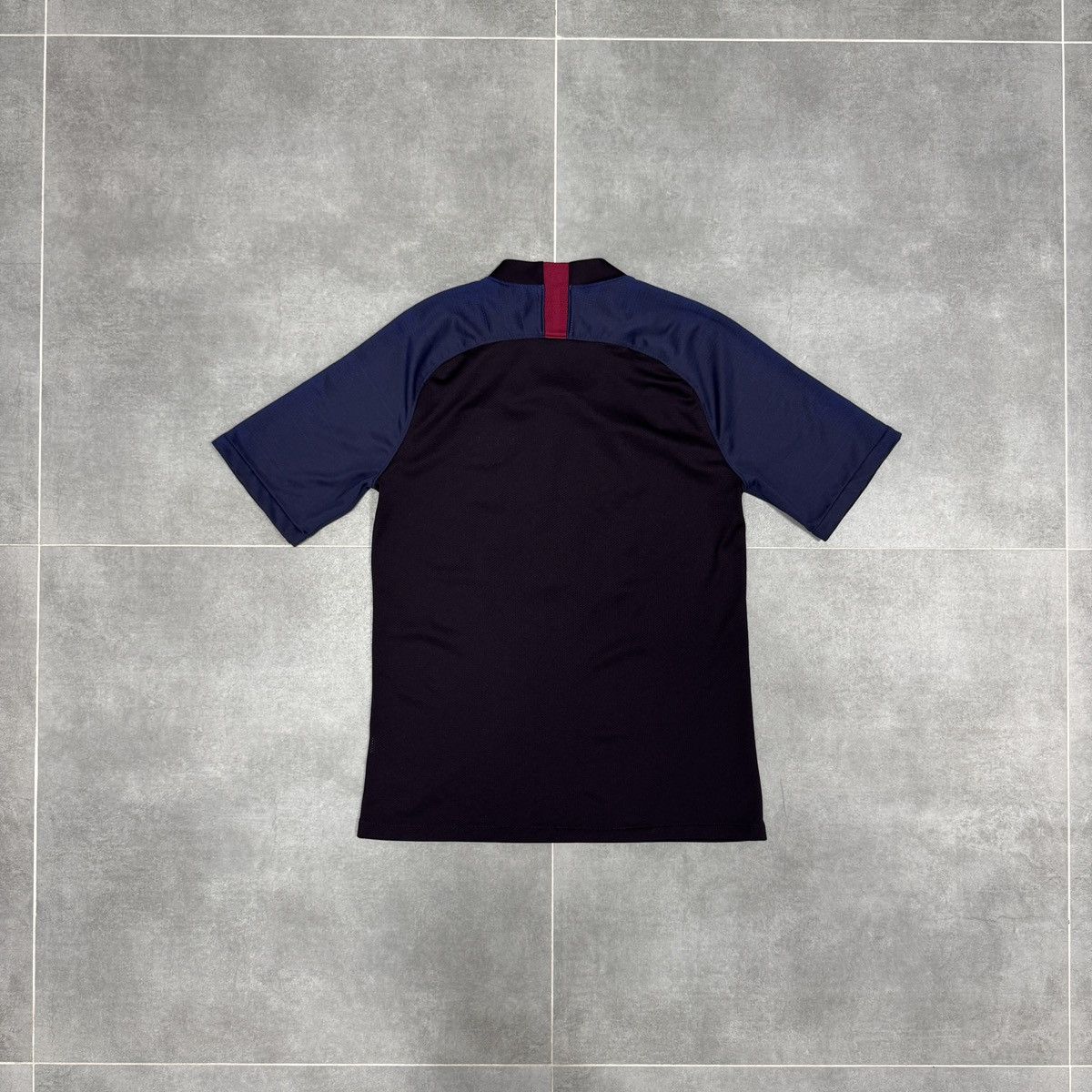 Nike Nike FC Barcelona 2019/2020 DRY Strike Squad Soccer Jersey Size US M / EU 48-50 / 2 - 11 Thumbnail