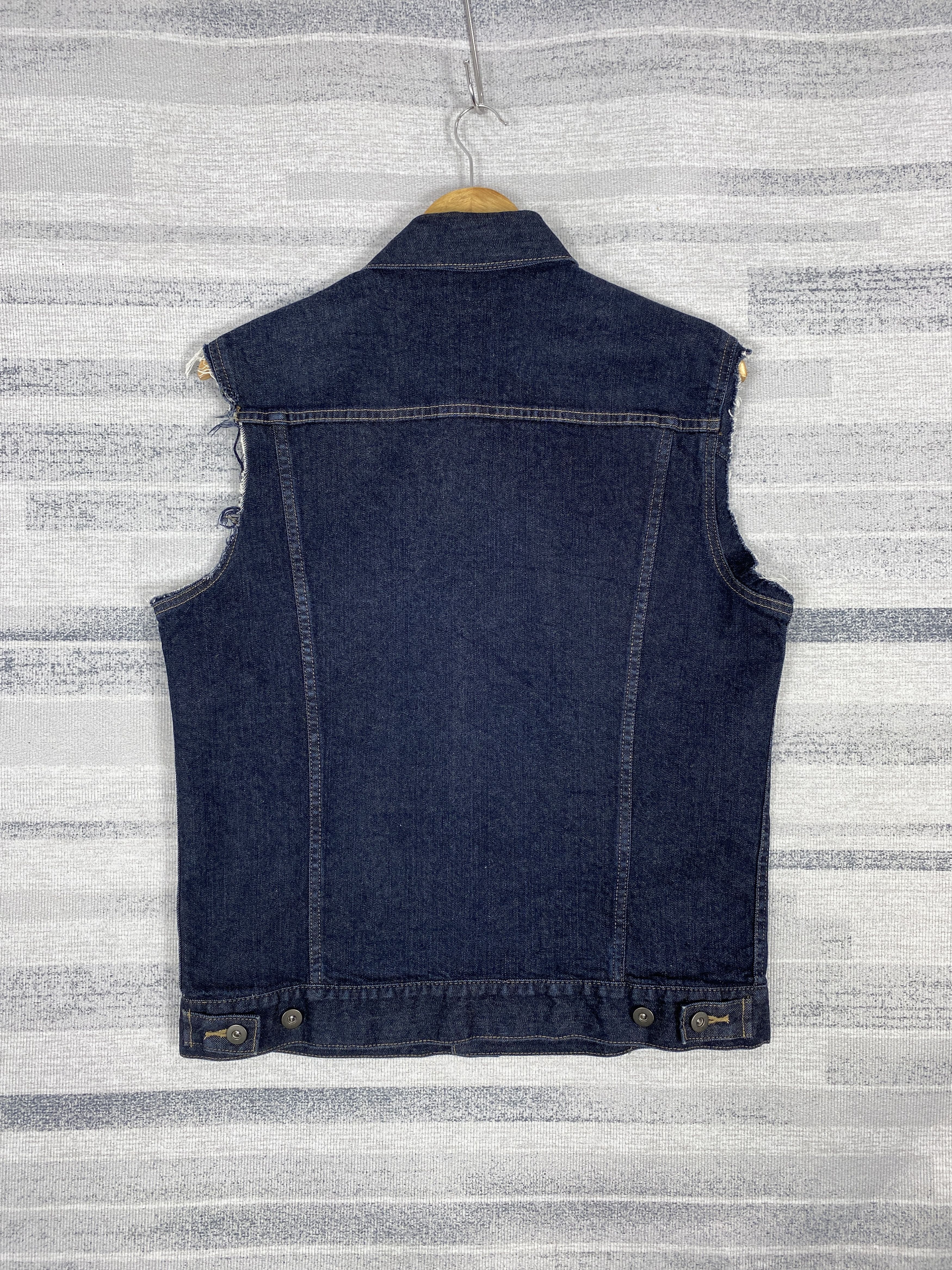 Uniqlo Vintage Uniqlo Distressed Denim Vests Size US S / EU 44-46 / 1 - 5 Thumbnail