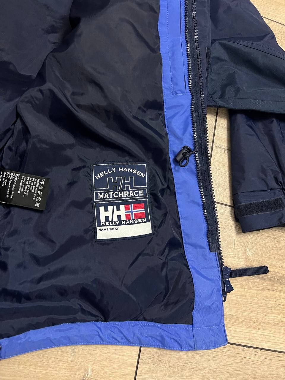 Helly Hansen Vintage 90s Helly Hansen Sailing Jacket Yachting Hooded Size US S / EU 44-46 / 1 - 9 Thumbnail