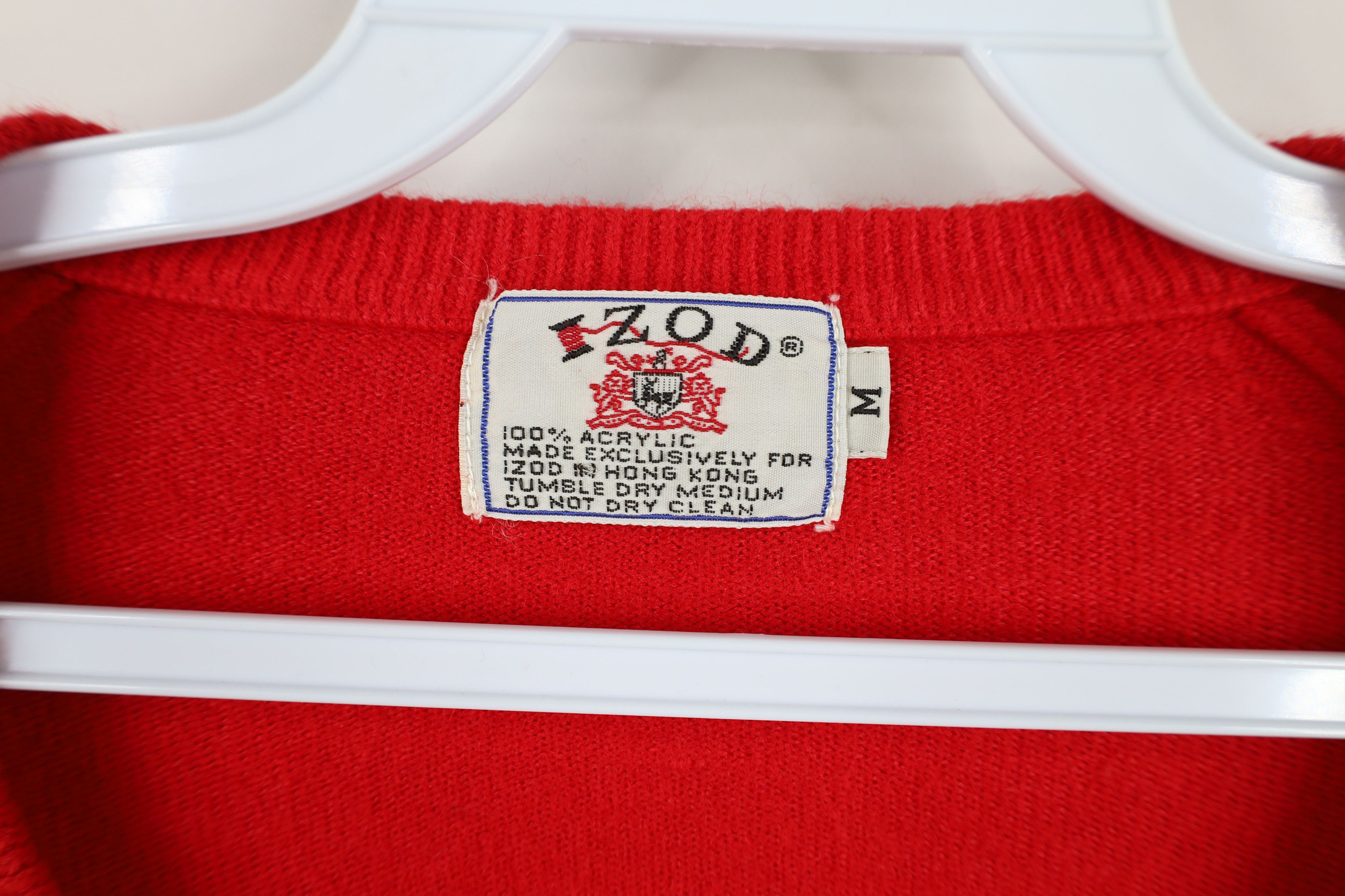 Izod Vintage 70s Izod Soft Knit Golfing Golf V-Neck Sweater Red Size US M / EU 48-50 / 2 - 7 Thumbnail