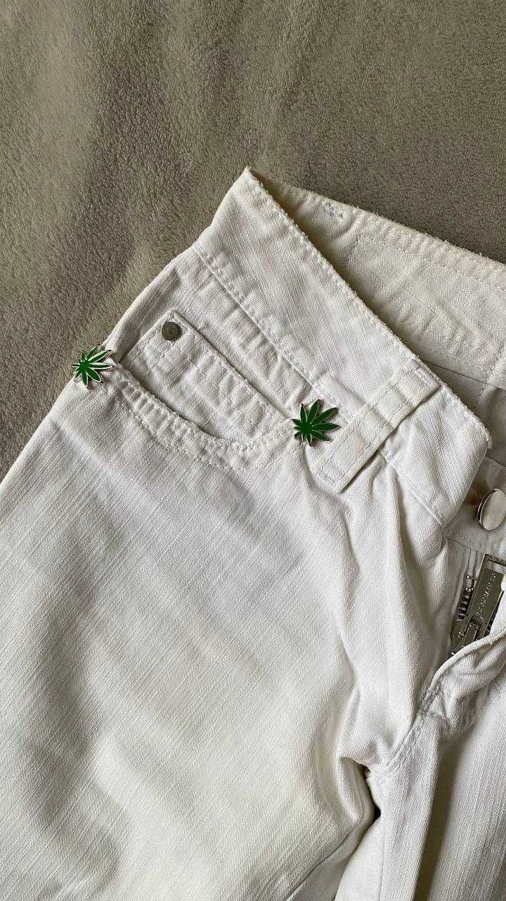 Dsquared2 Dsquared2 Marijuana Flared Vintage y2k low rise Pants Size 26" / US 2 / IT 38 - 1 Thumbnail
