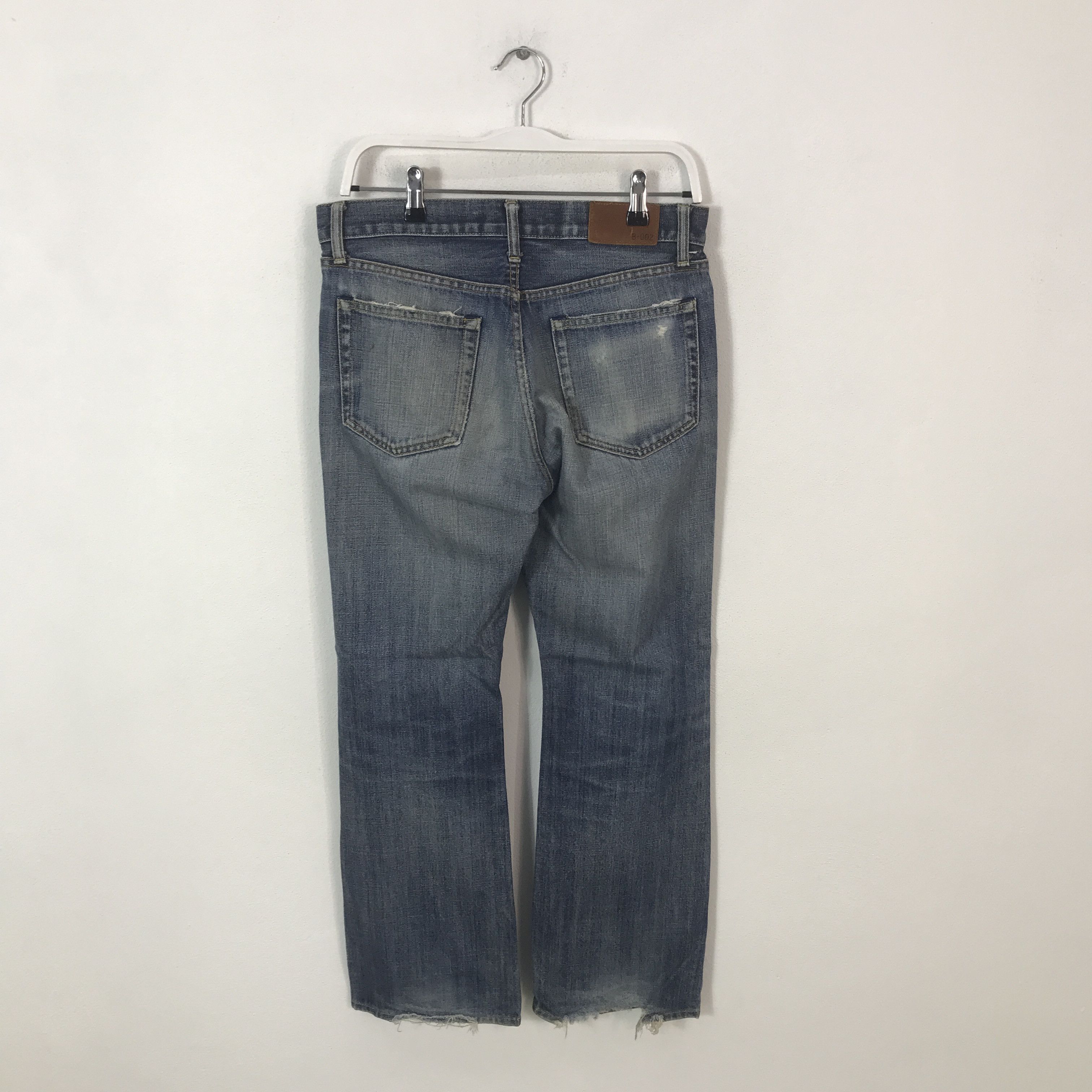 Japanese Brand Flare uniqlo Jp bootcut distressed denim K54B17 Size US 31 - 4 Thumbnail