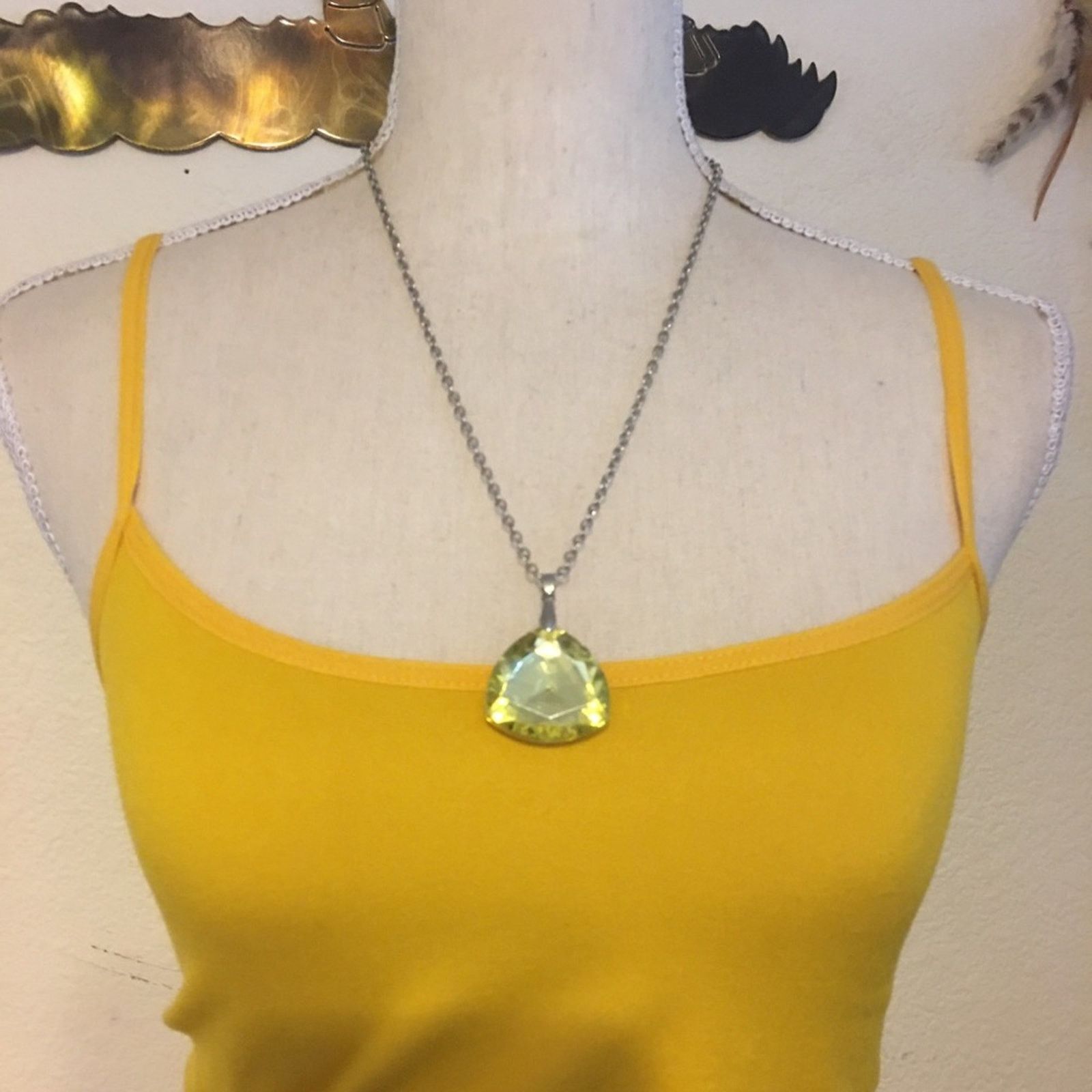 Jewelry Yellow ice large faceted glass pendant necklace Size ONE SIZE - 3 Thumbnail