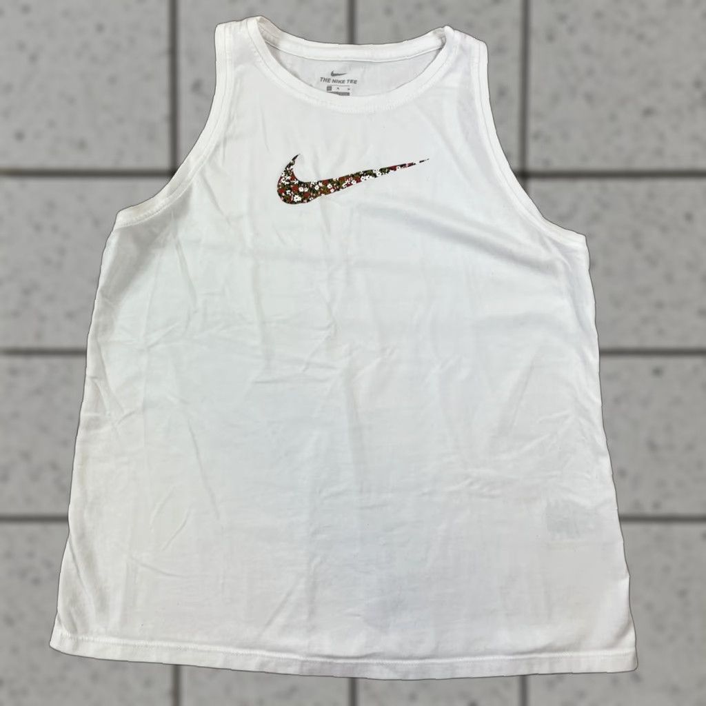 Nike VINTAGE Women’s Nike Tank Shirt White Logo Flower Print Size M Womens Size M / US 6-8 / IT 42-44 - 1 Thumbnail